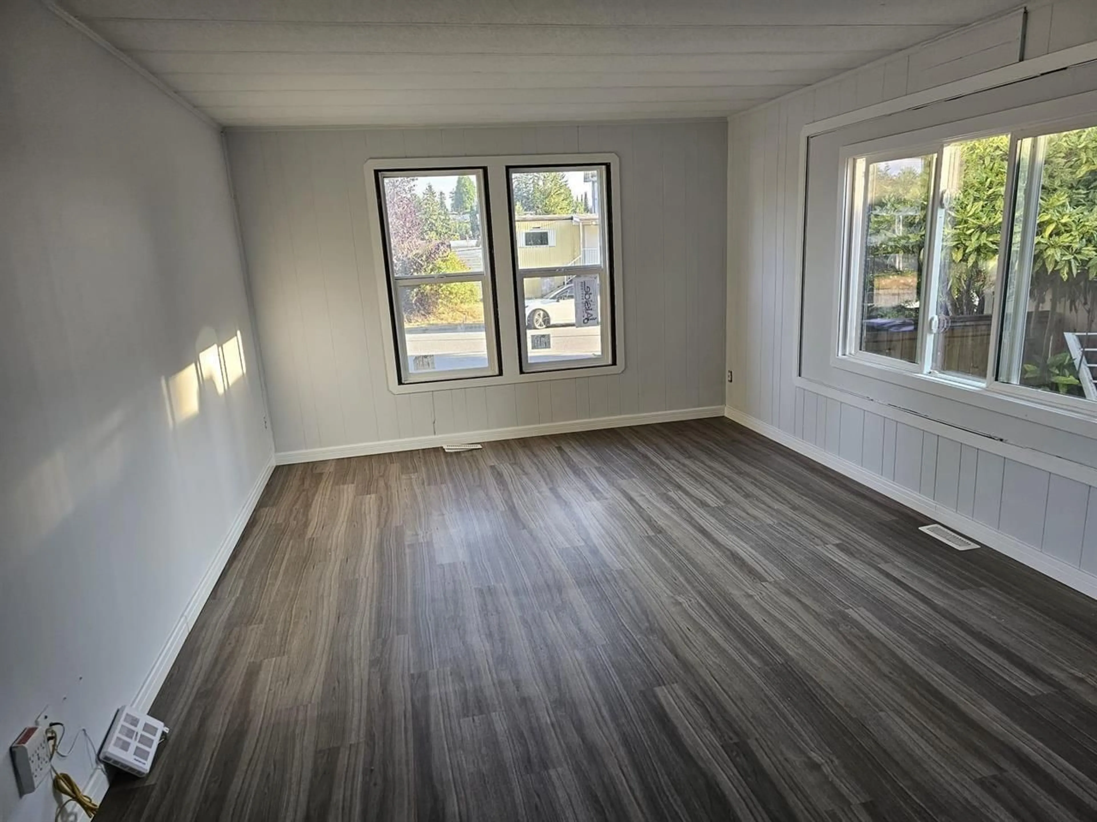 A pic of a room, wood floors for 1865 SHORE CRESCENT, Abbotsford British Columbia V2S5H1