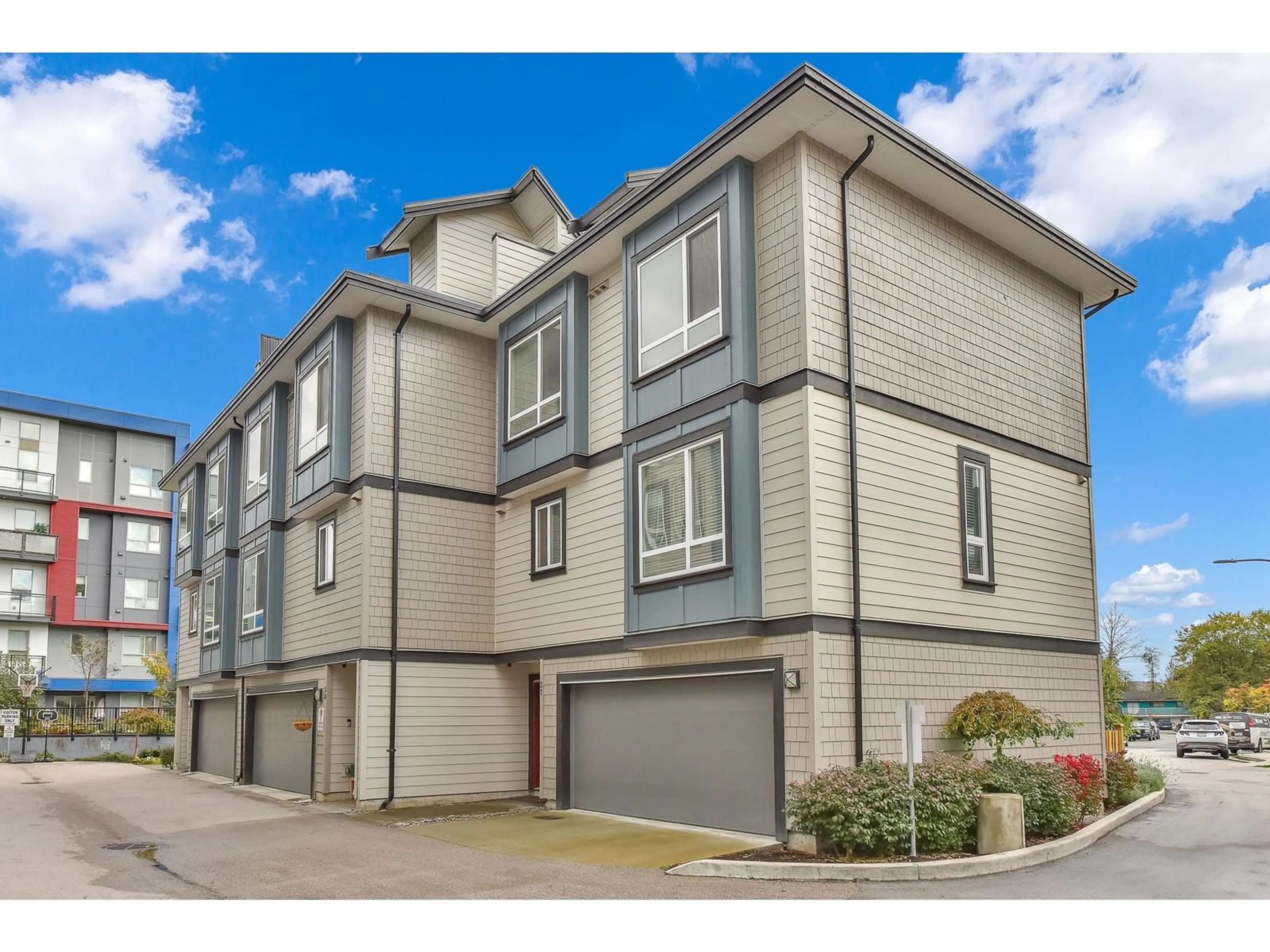 A pic from exterior of the house or condo, the street view for 37 5515 199A STREET, Langley British Columbia V3A0L4