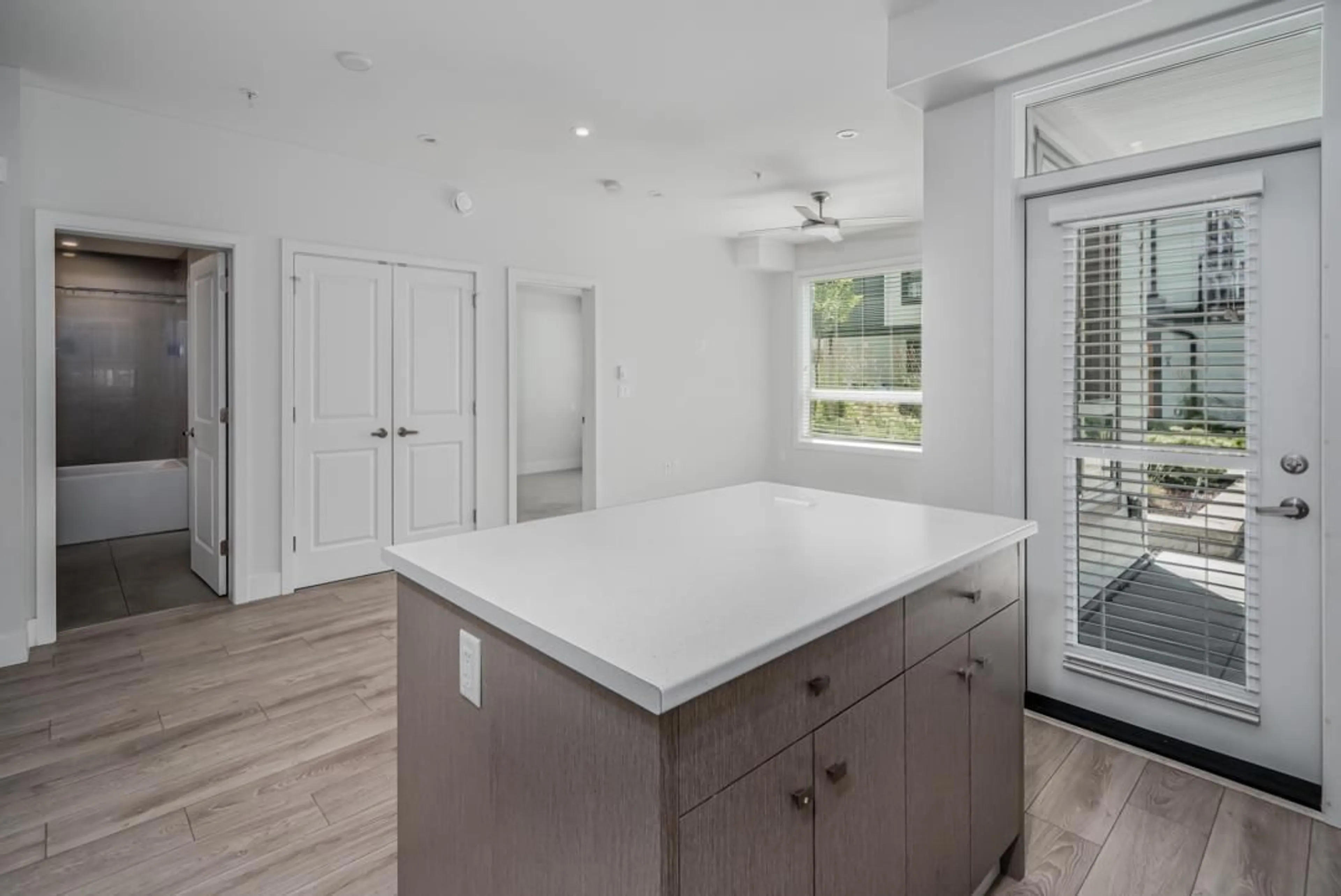 Open concept kitchen for 112 1516 MCCALLUM ROAD, Abbotsford British Columbia V2S0L9