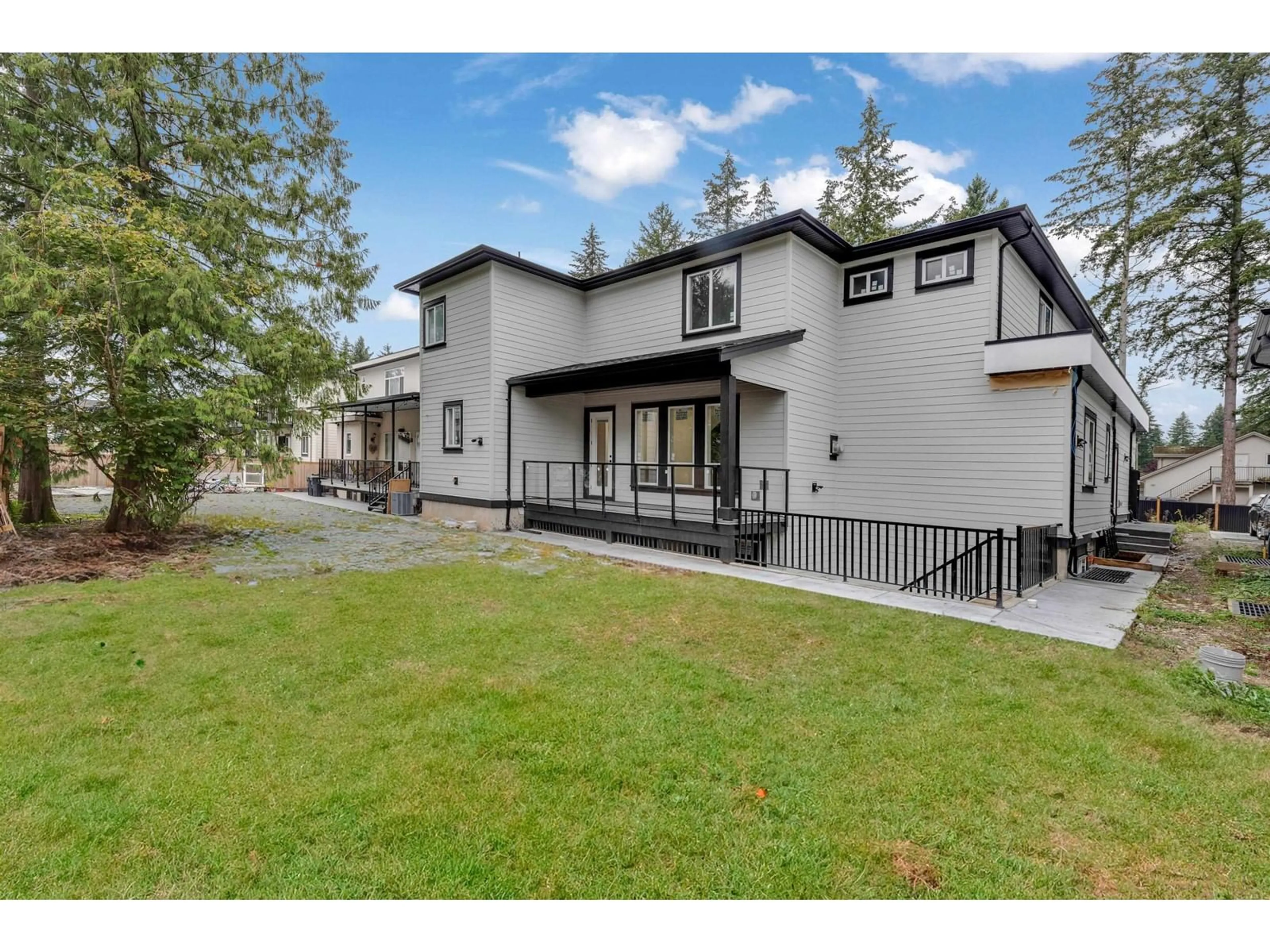 Frontside or backside of a home, cottage for 20256 27A AVENUE, Langley British Columbia V2Z0B6