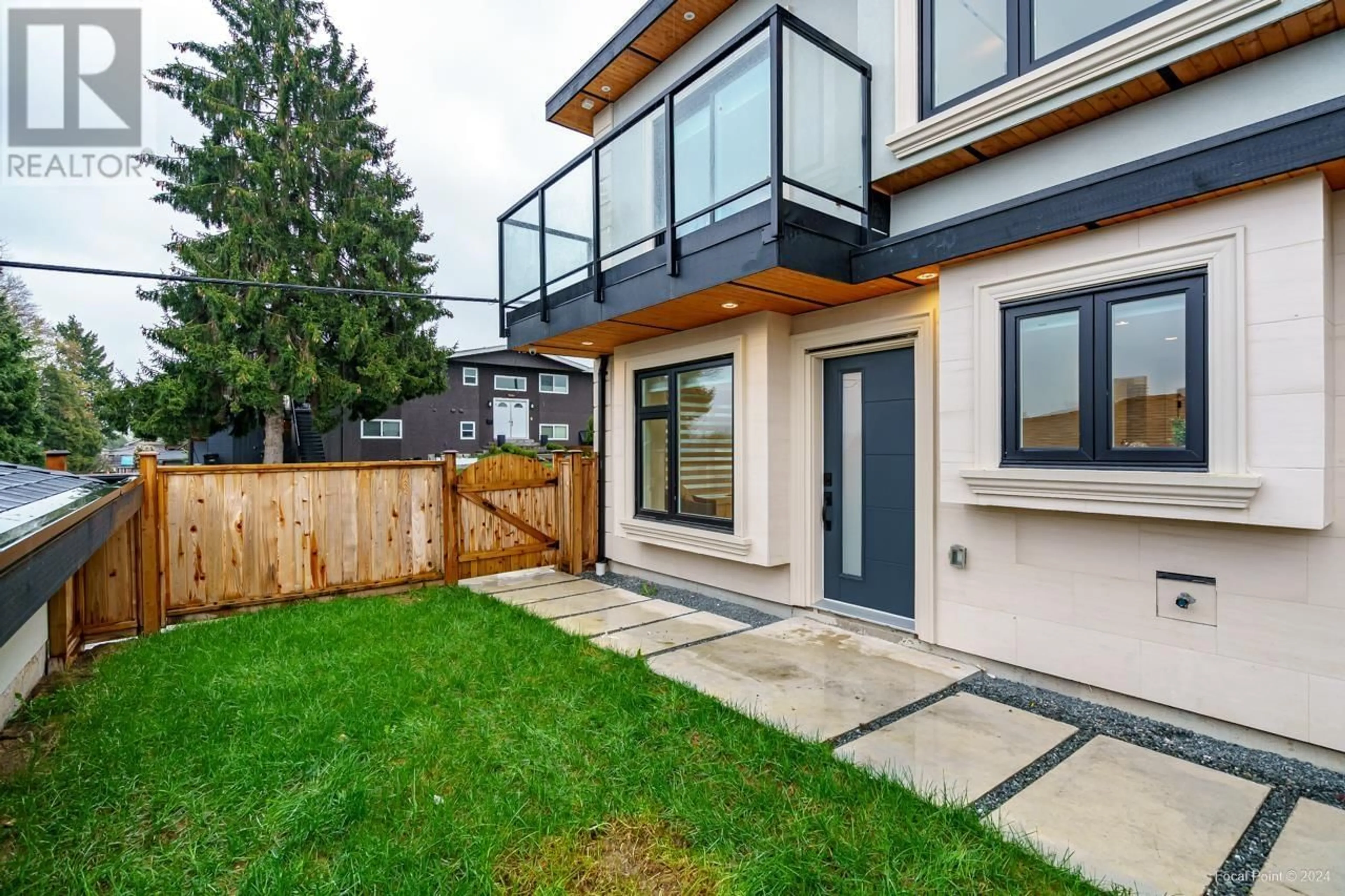 Frontside or backside of a home, the fenced backyard for 3087 ROYAL OAK AVENUE, Burnaby British Columbia V5G1C8