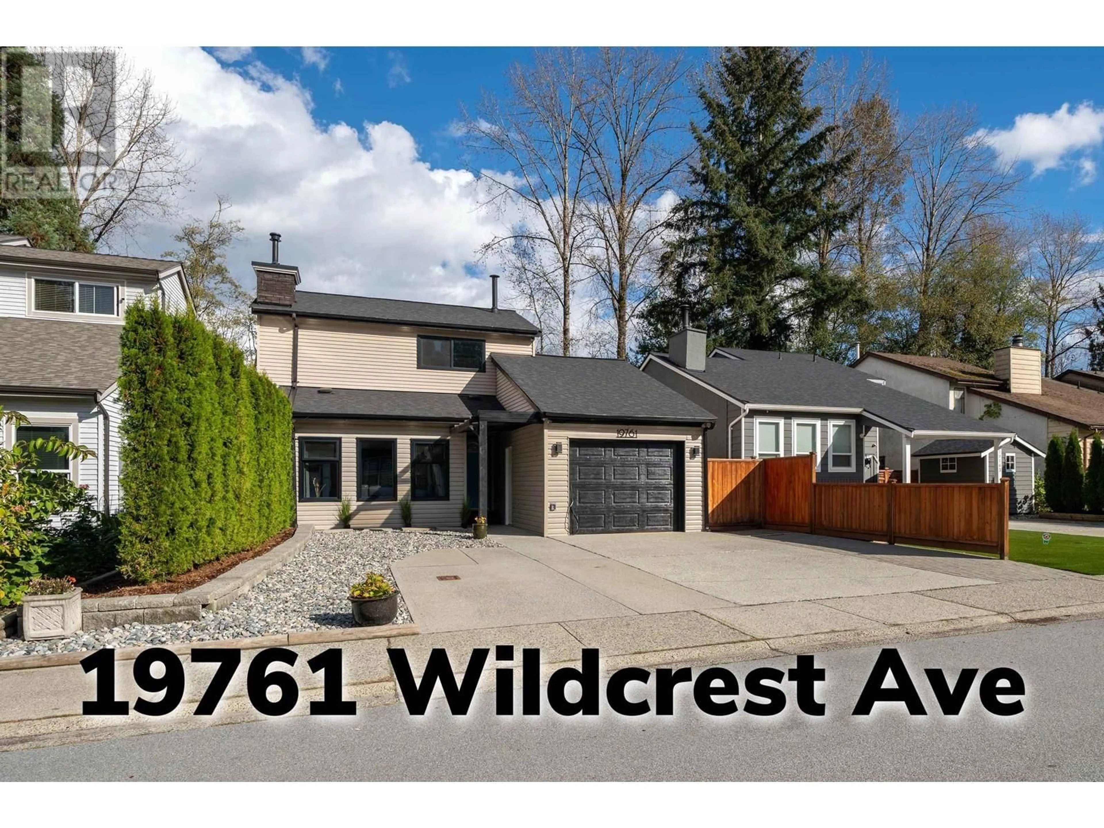 Frontside or backside of a home for 19761 WILDCREST AVENUE, Pitt Meadows British Columbia V3Y1M3