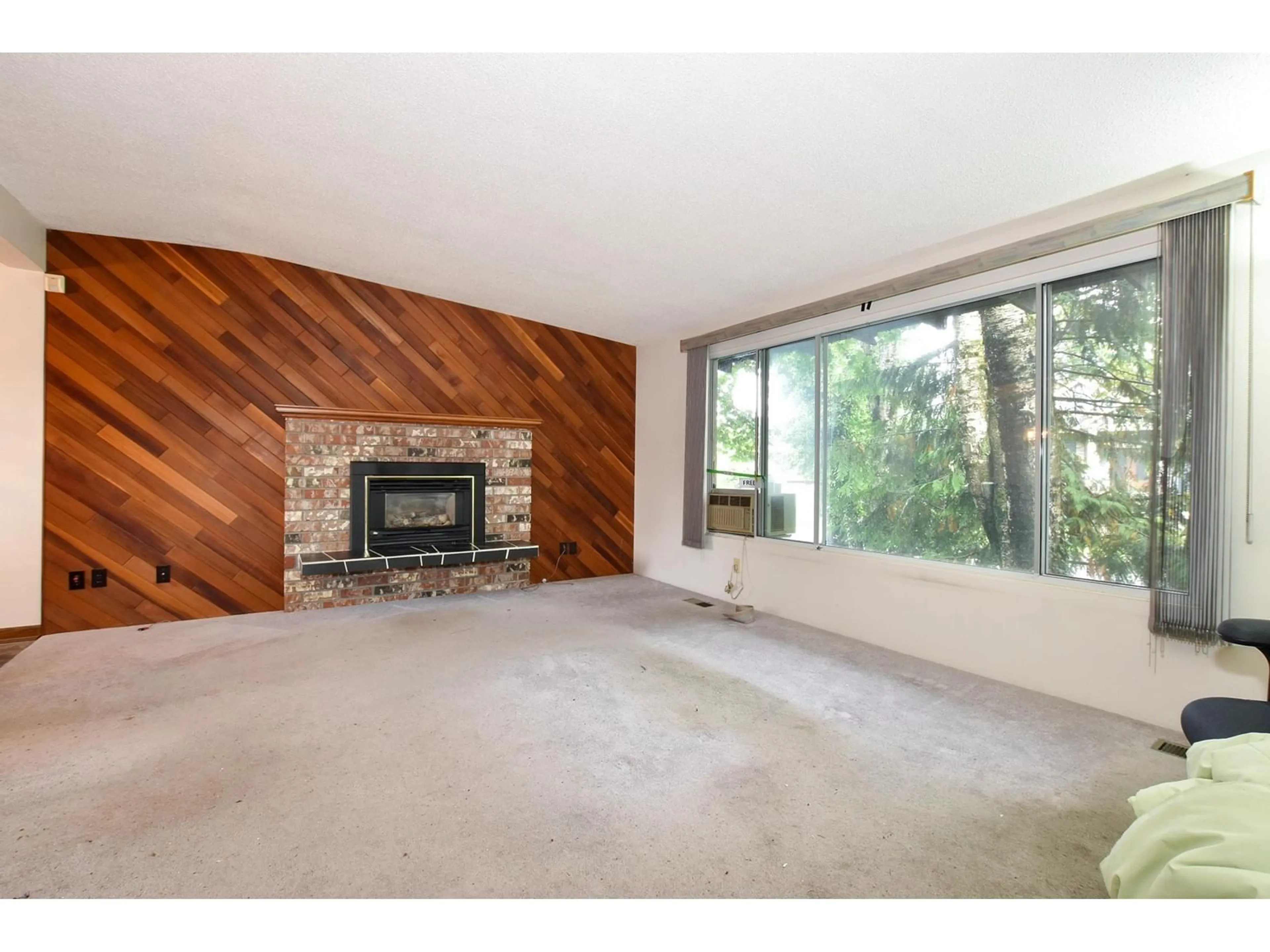 A pic of a room, wood floors for 31844 CARLSRUE AVENUE, Abbotsford British Columbia V2T2J6