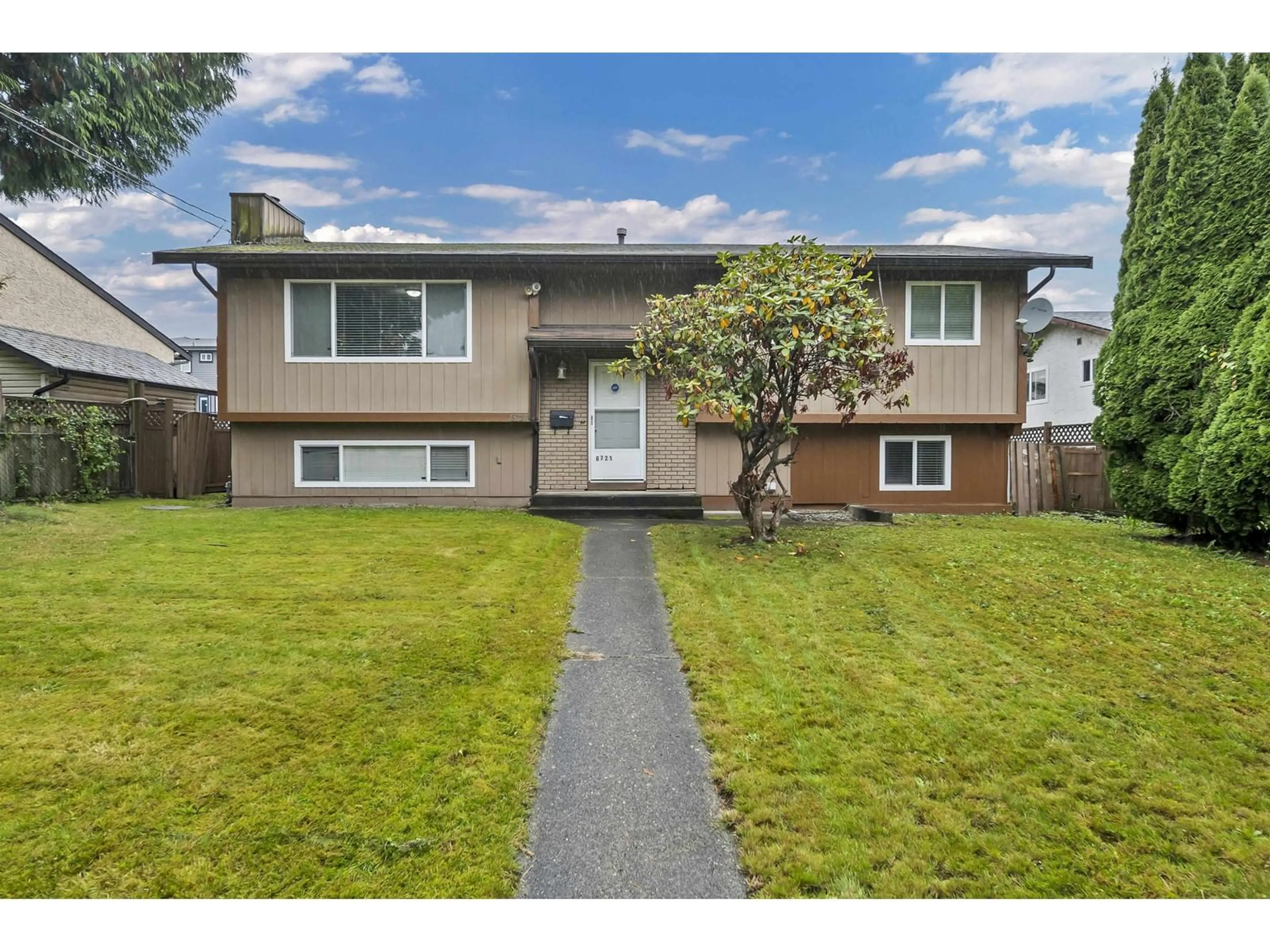 Frontside or backside of a home, the fenced backyard for 6721 132 STREET, Surrey British Columbia V3W4L7