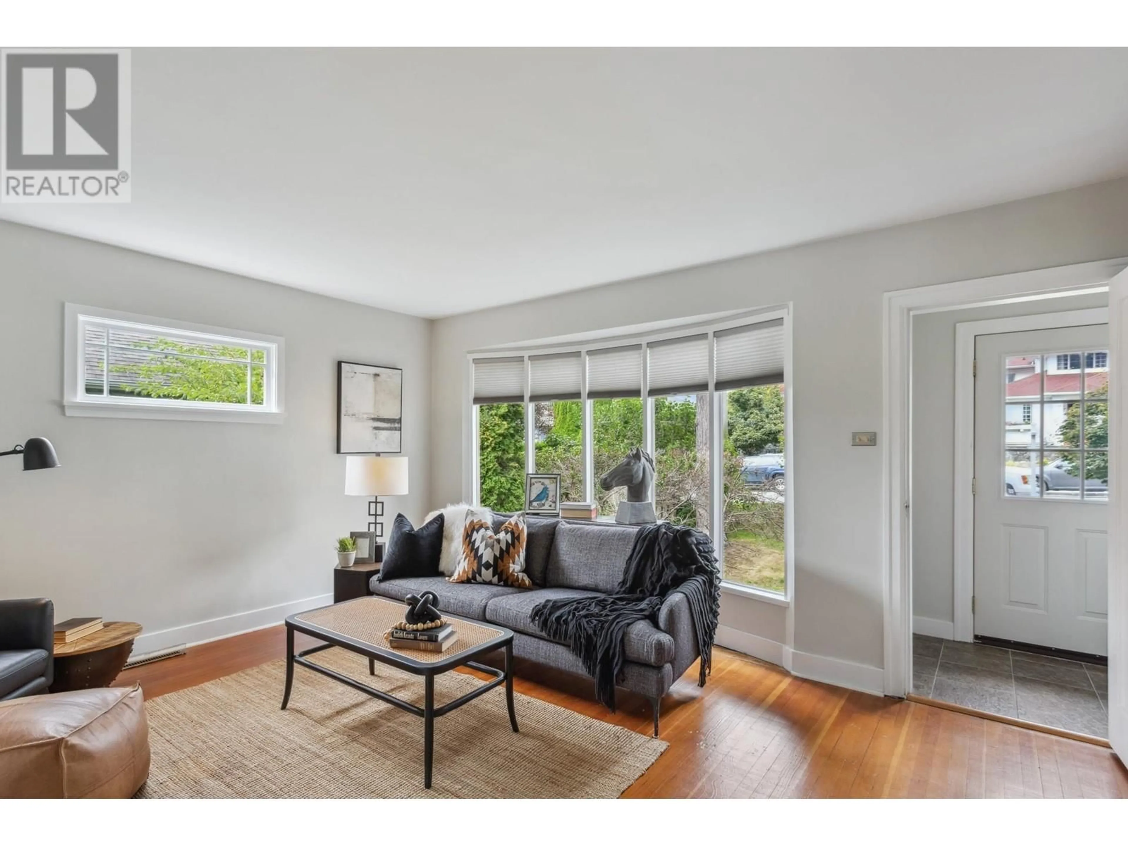 Living room, wood floors for 353 E 8TH STREET, North Vancouver British Columbia V7L1Z2