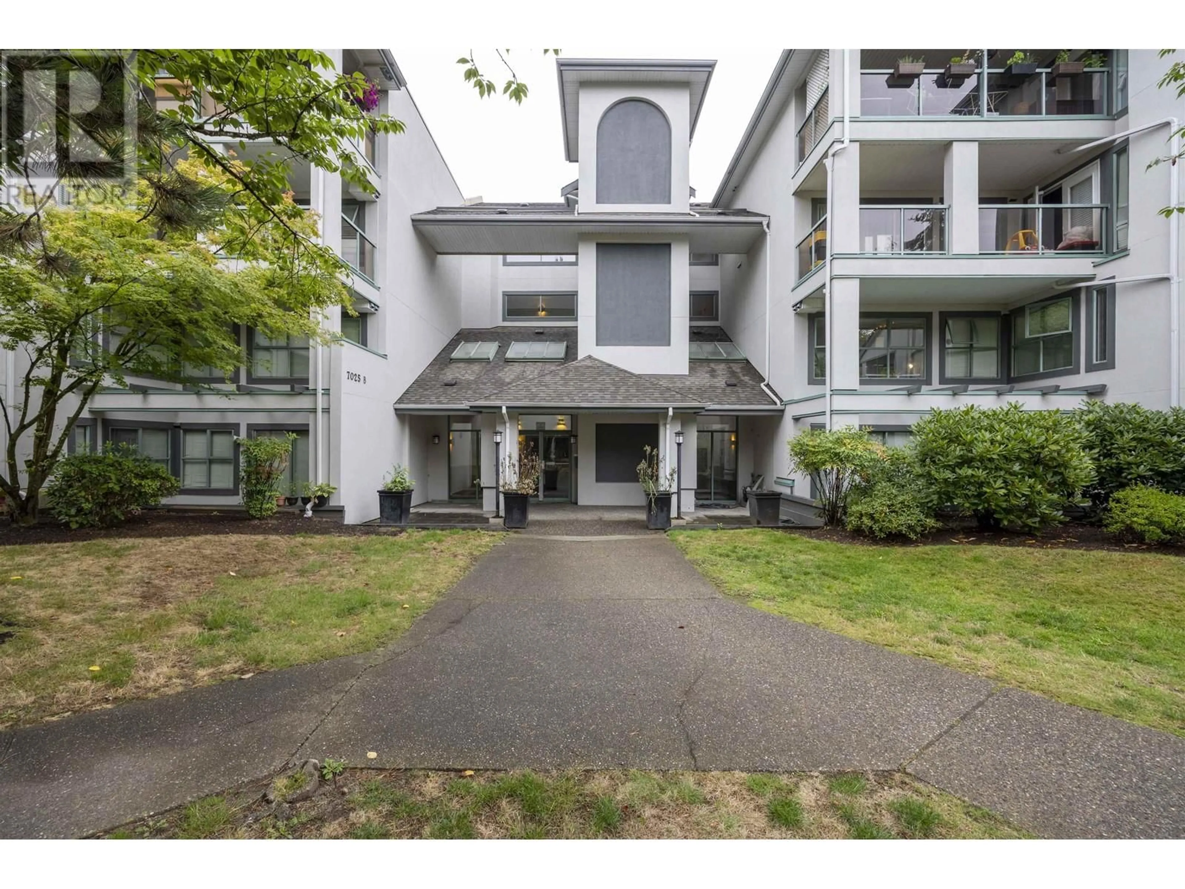 A pic from exterior of the house or condo, the front or back of building for 301B 7025 STRIDE AVENUE, Burnaby British Columbia V3N4Y2