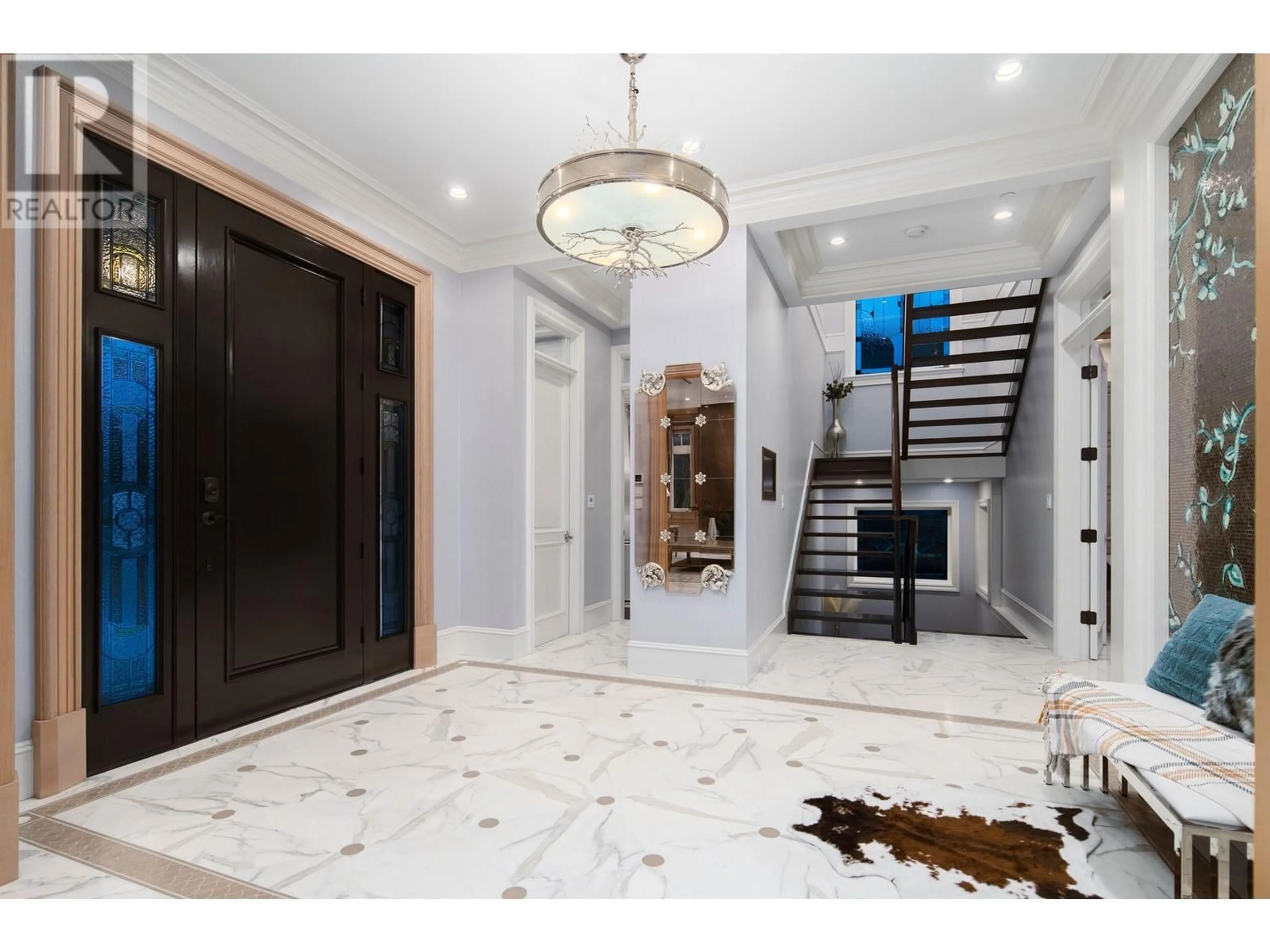 Indoor foyer, wood floors for 5755 ANGUS DRIVE, Vancouver British Columbia V6M3N7