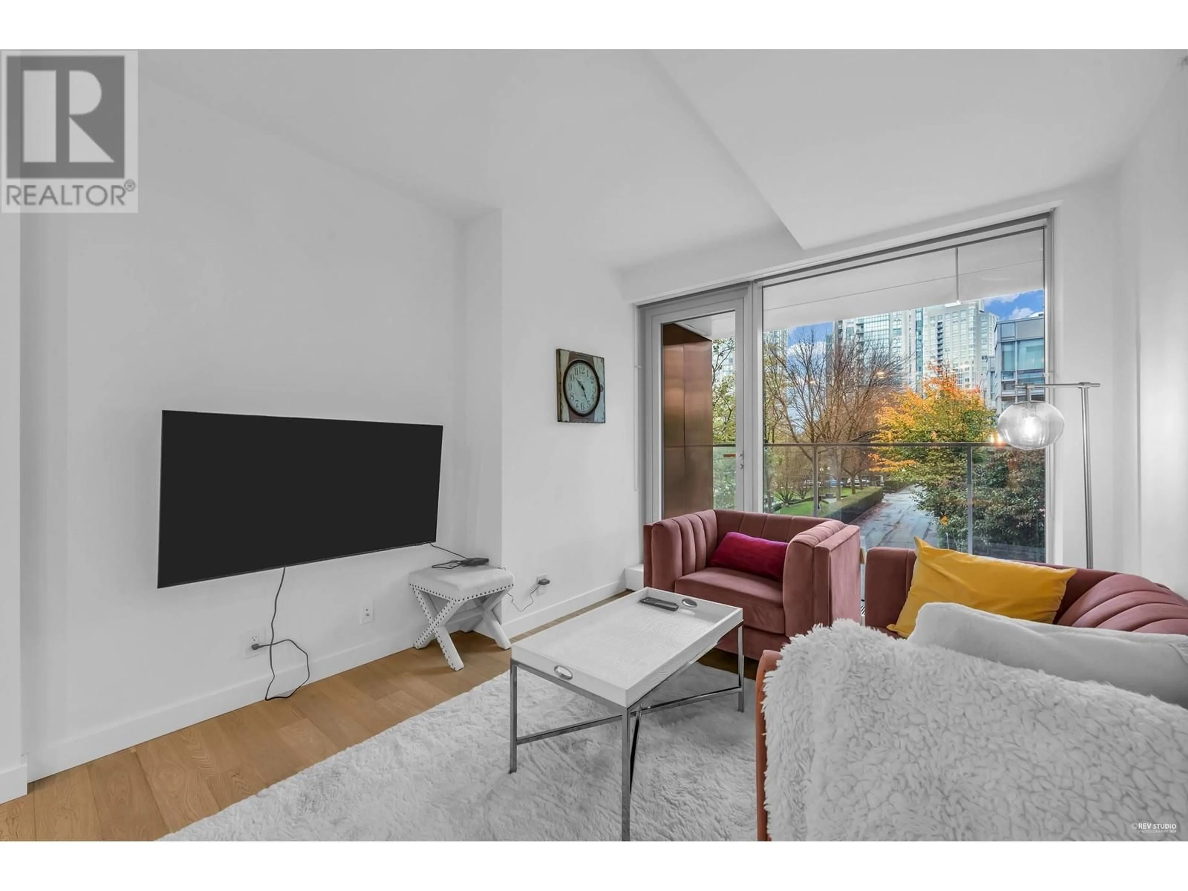 Living room, wood floors for 302 1480 HOWE STREET, Vancouver British Columbia V6Z0G5