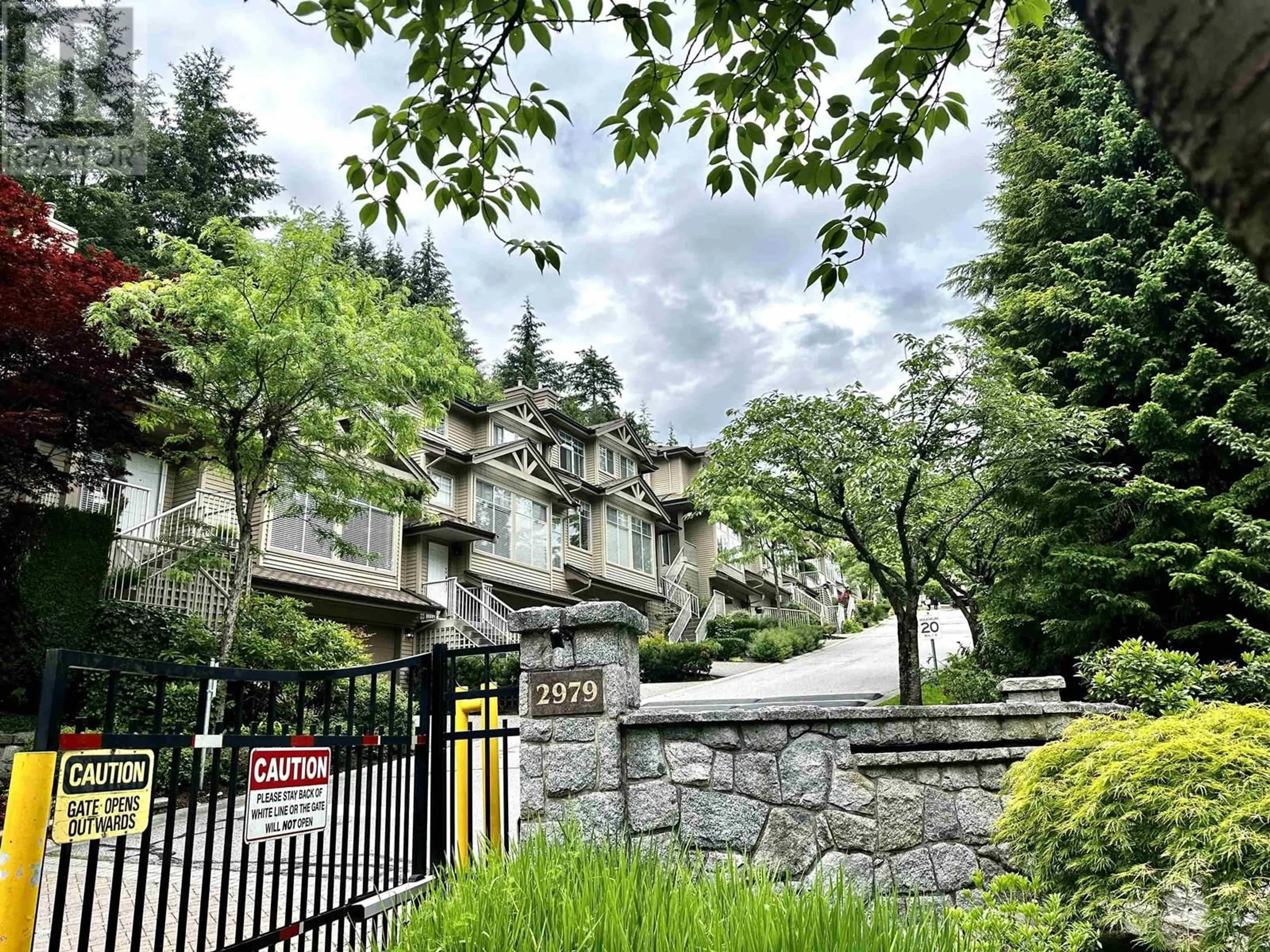 A pic from exterior of the house or condo, the front or back of building for 83 2979 PANORAMA DRIVE, Coquitlam British Columbia V3E2W8