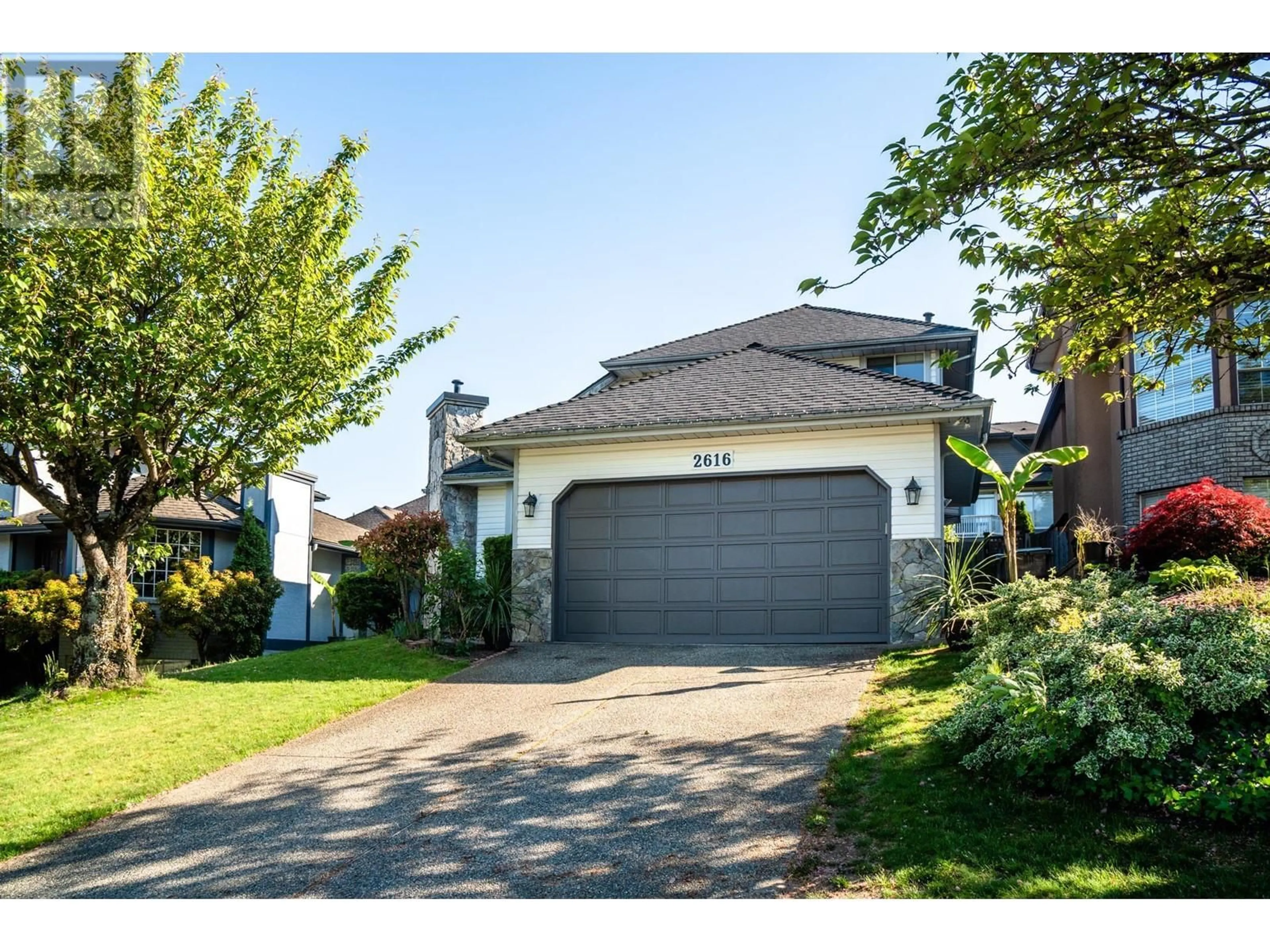 Frontside or backside of a home, the street view for 2616 HOMESTEADER WAY, Port Coquitlam British Columbia V3C5Y6