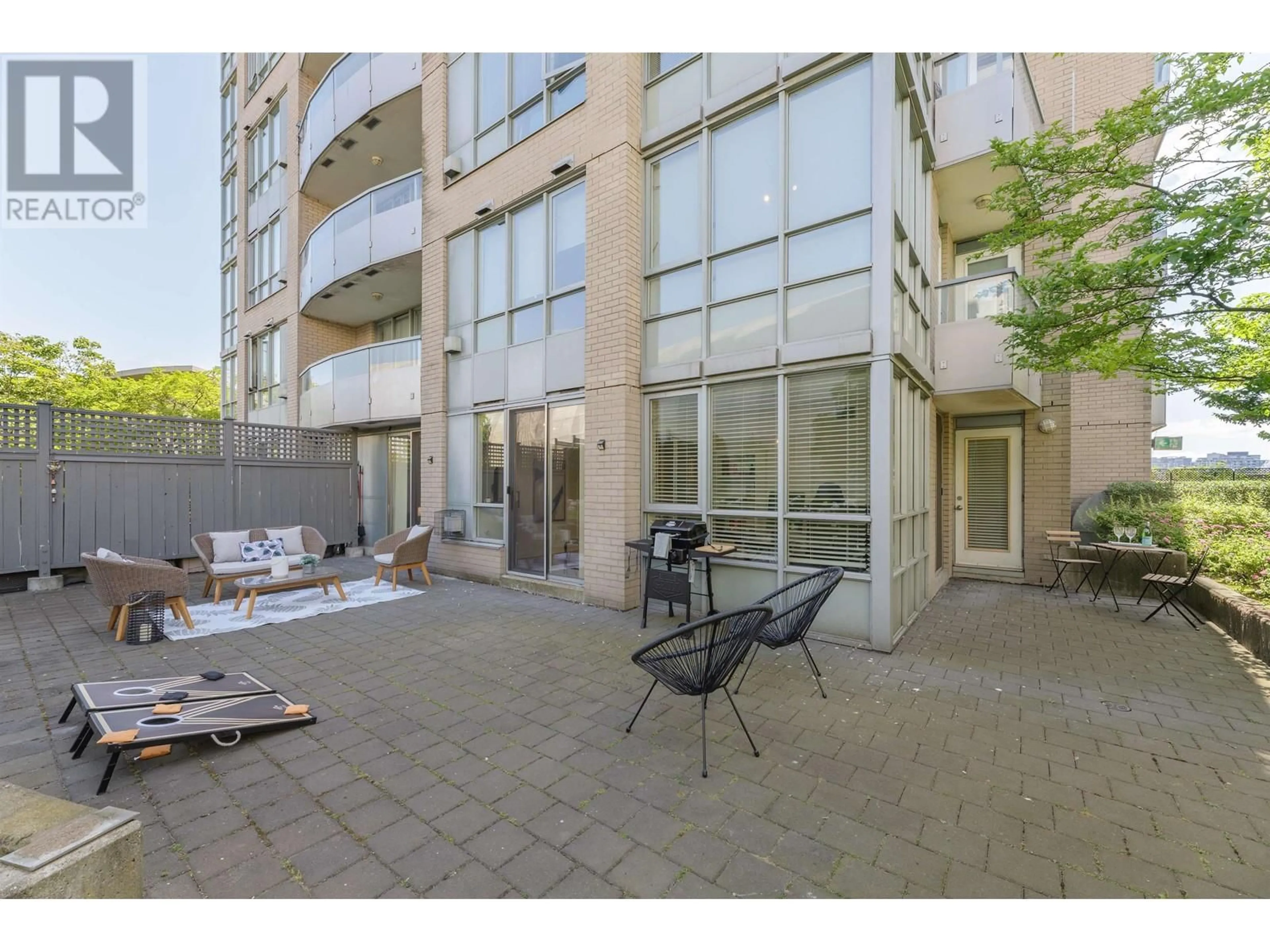 A pic from exterior of the house or condo, the front or back of building for 502 63 KEEFER PLACE, Vancouver British Columbia V6B6N6