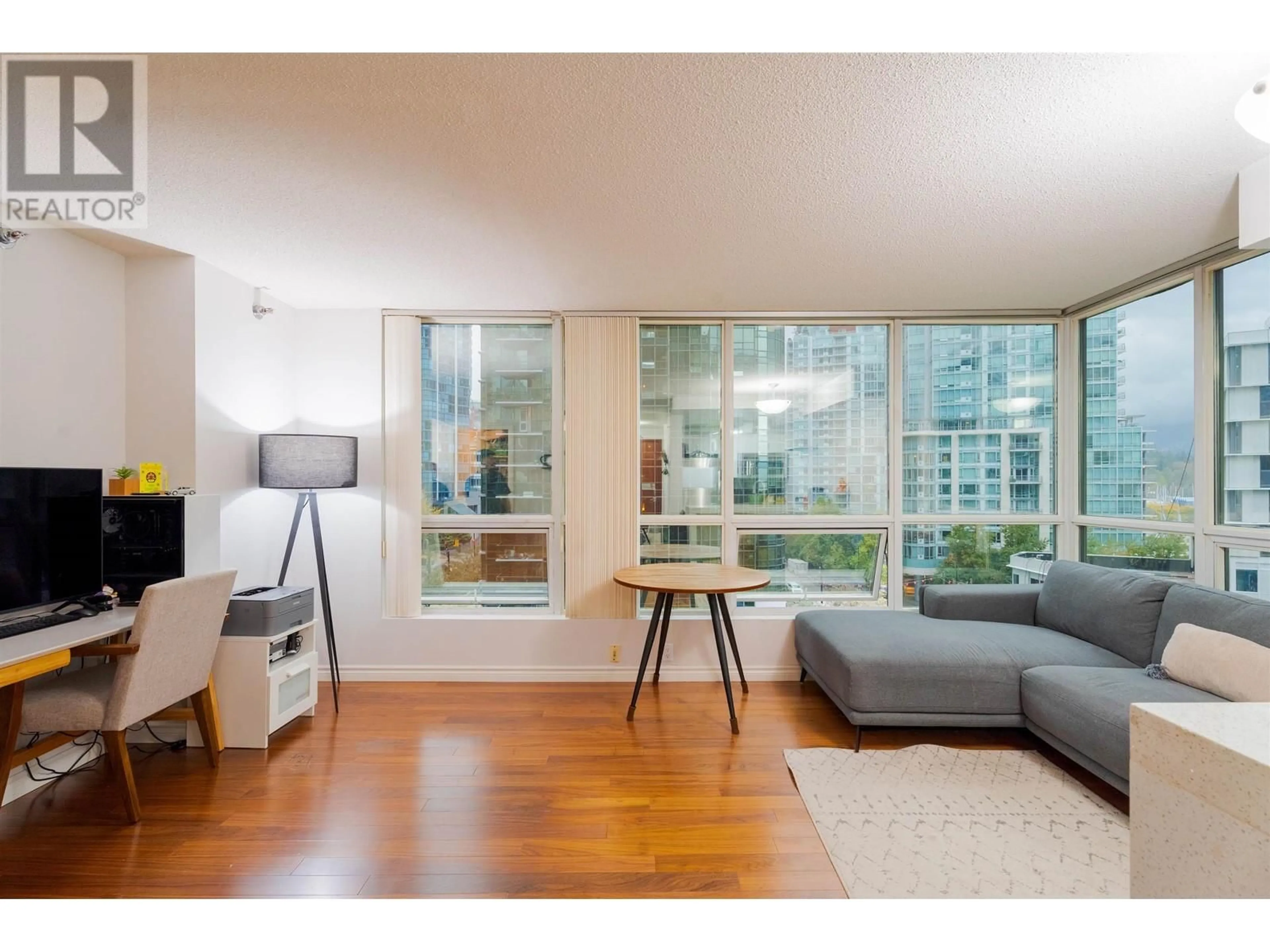 Other indoor space, wood floors for 603 555 JERVIS STREET, Vancouver British Columbia V6E4N1