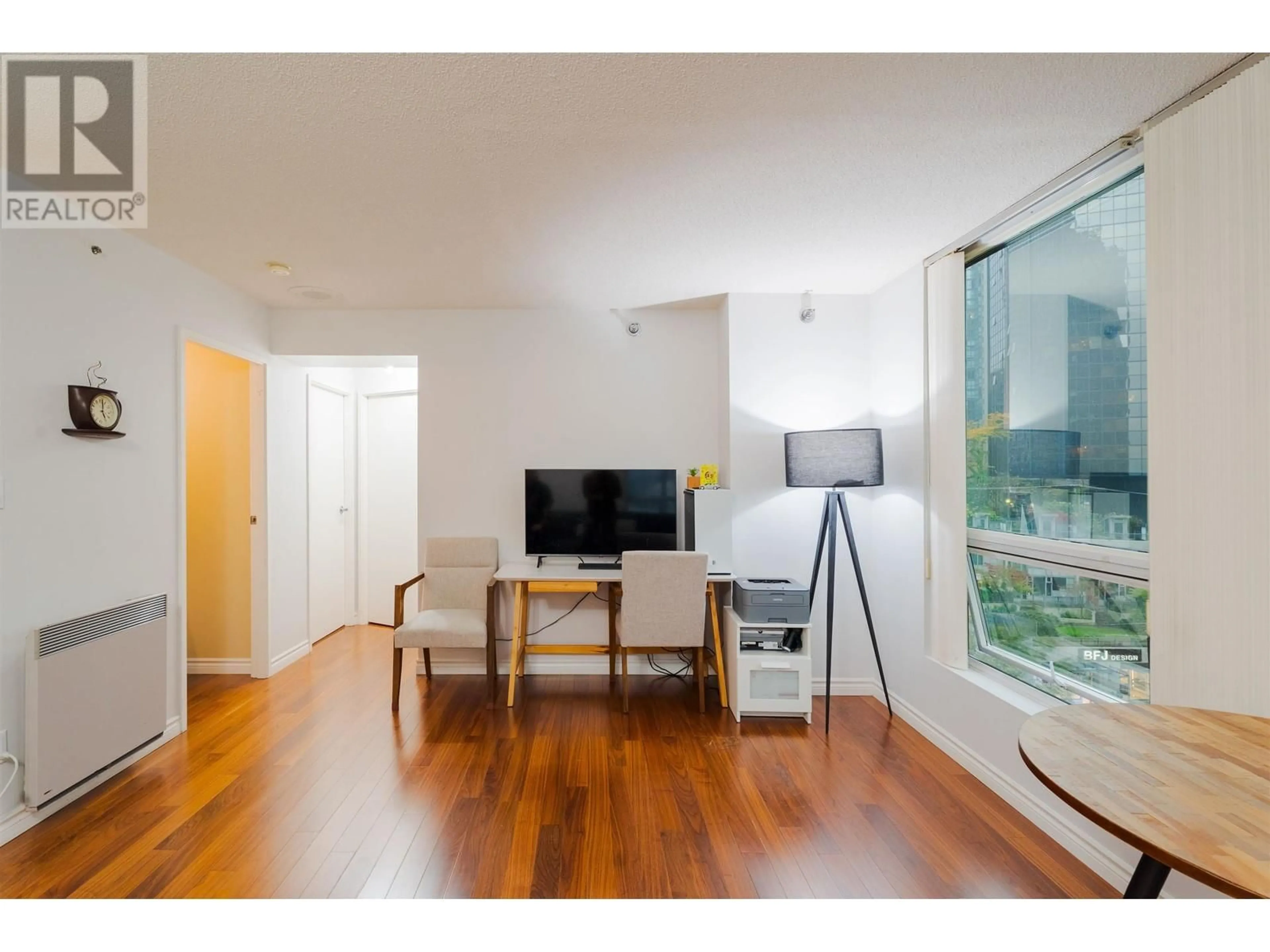 Other indoor space, wood floors for 603 555 JERVIS STREET, Vancouver British Columbia V6E4N1