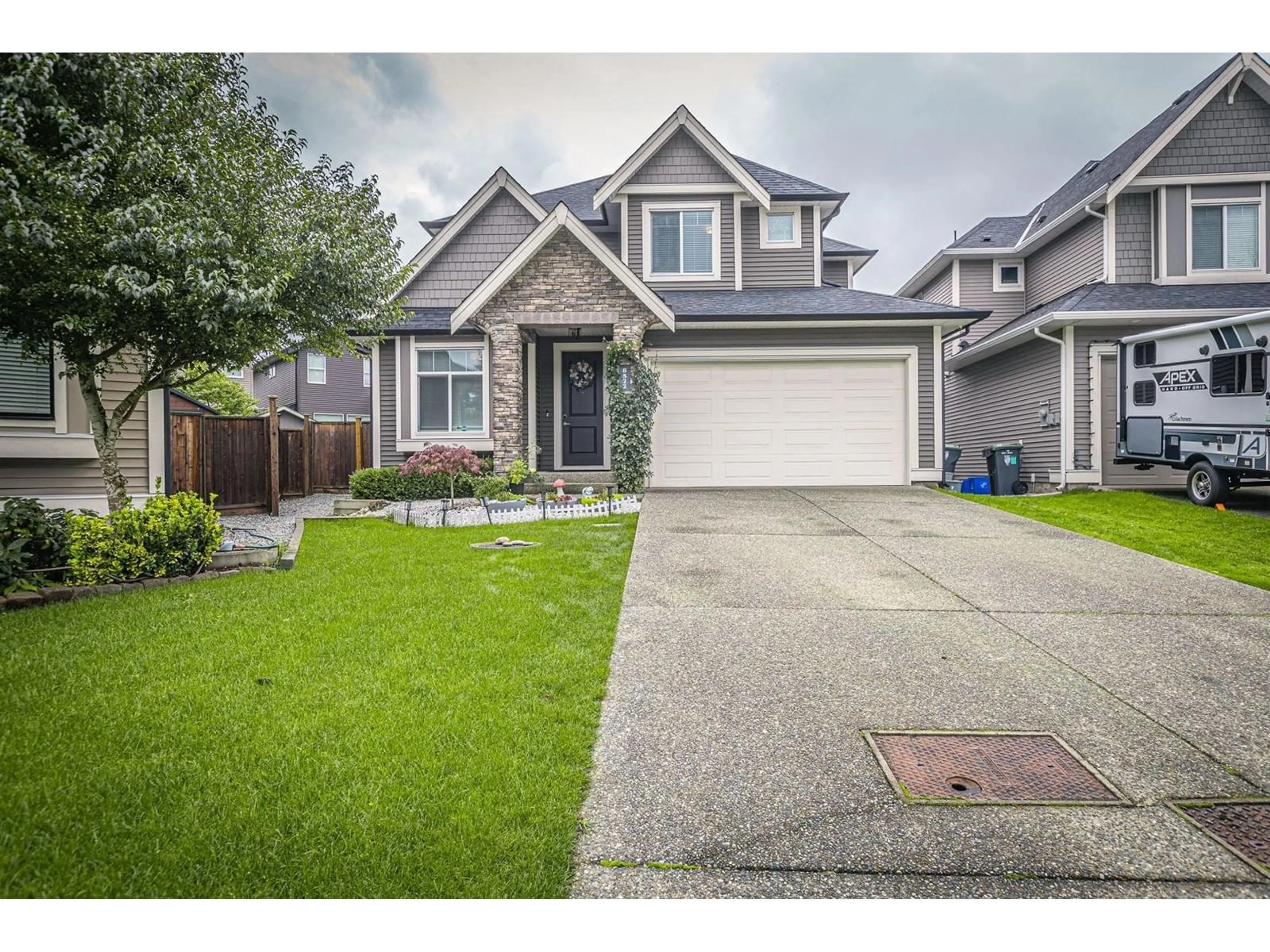 Frontside or backside of a home, the street view for 8522 205B STREET, Langley British Columbia V2Y0P6