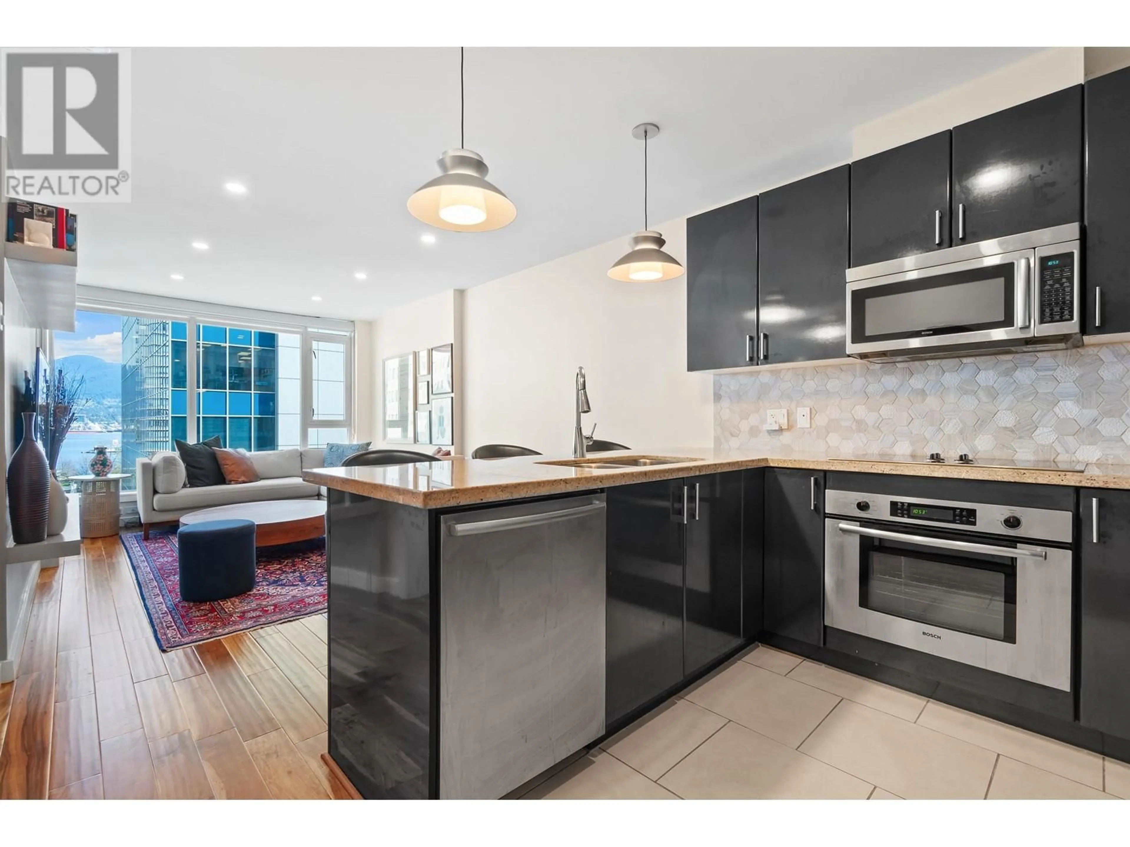 Open concept kitchen for 502 1188 W PENDER STREET, Vancouver British Columbia V6E0A2