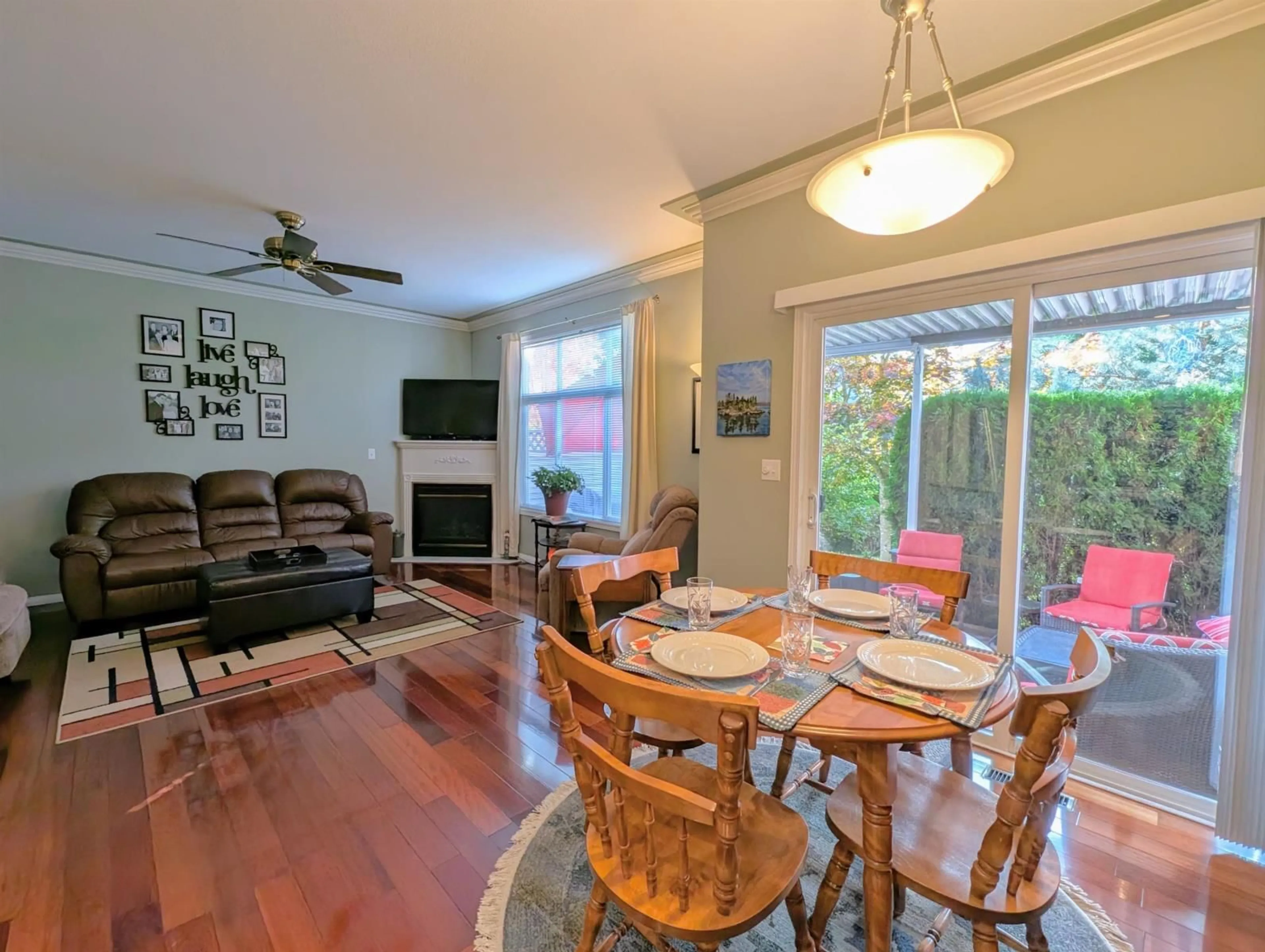 Dining room, wood floors, cottage for 87 46360 VALLEYVIEW ROAD, Chilliwack British Columbia V2R5L7