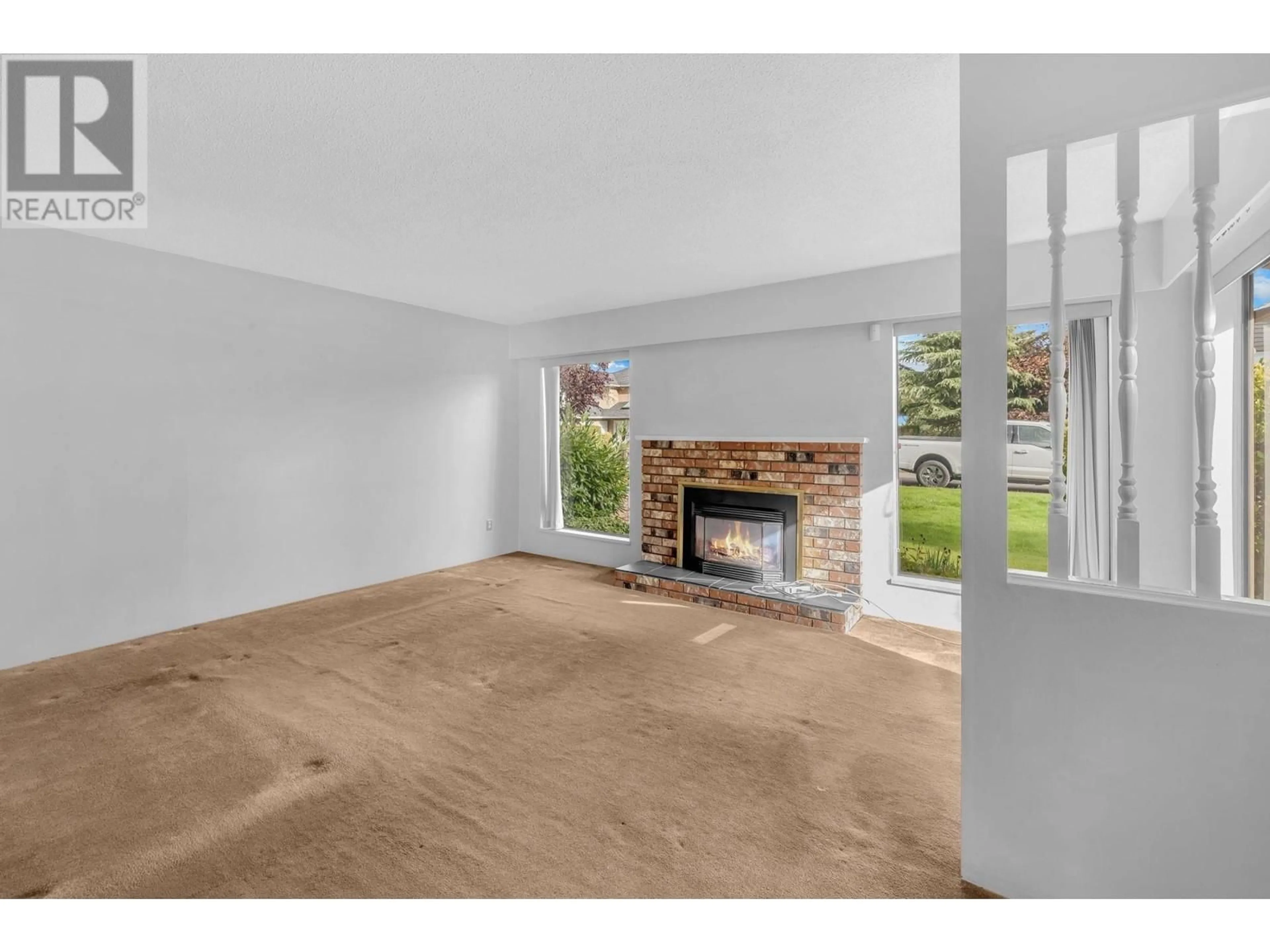 A pic of a room, carpet floors for 10211 SWINTON CRESCENT, Richmond British Columbia V7A3S7