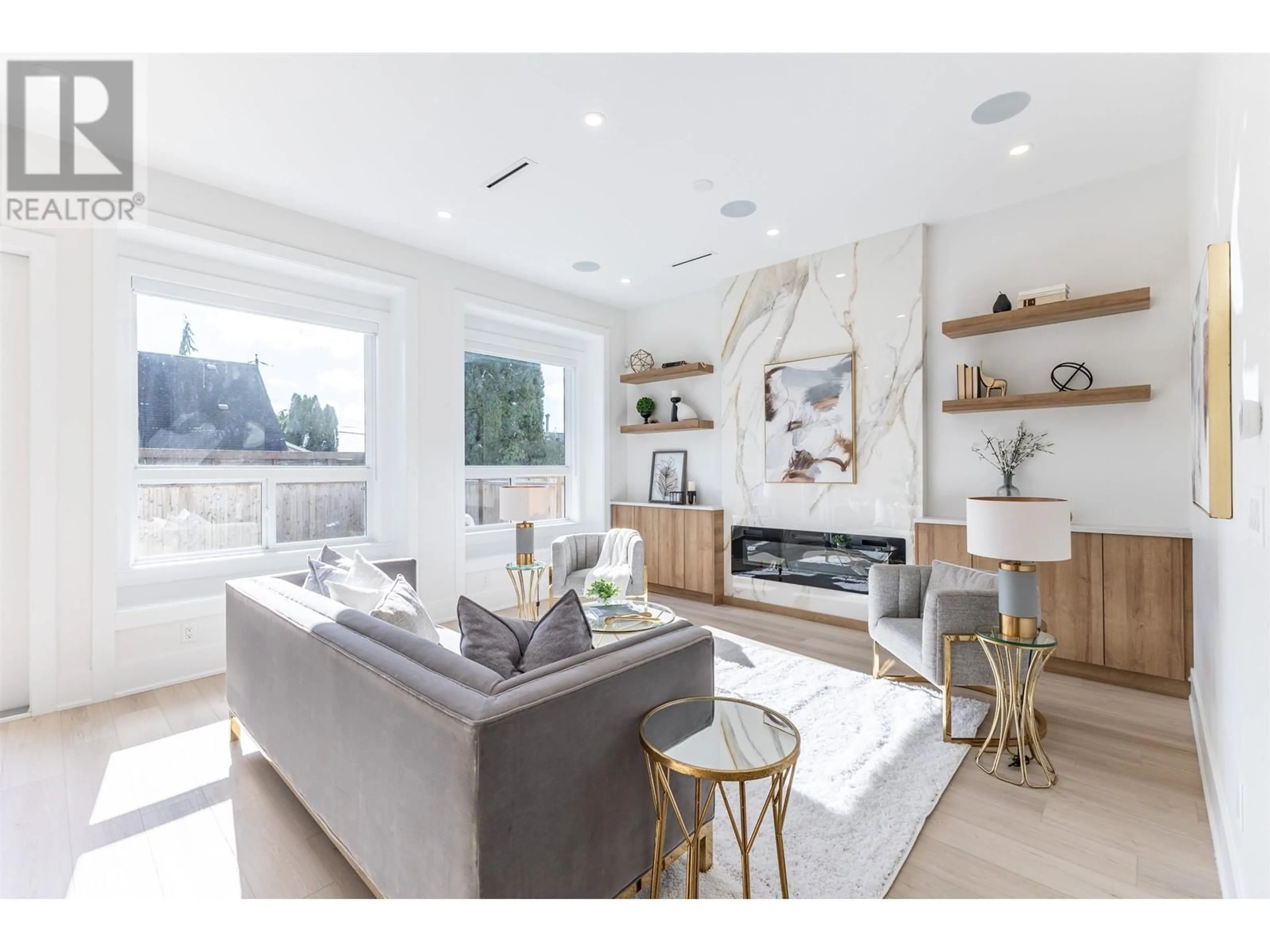 Living room, wood floors for 4992 44A AVENUE, Delta British Columbia V4K1E5