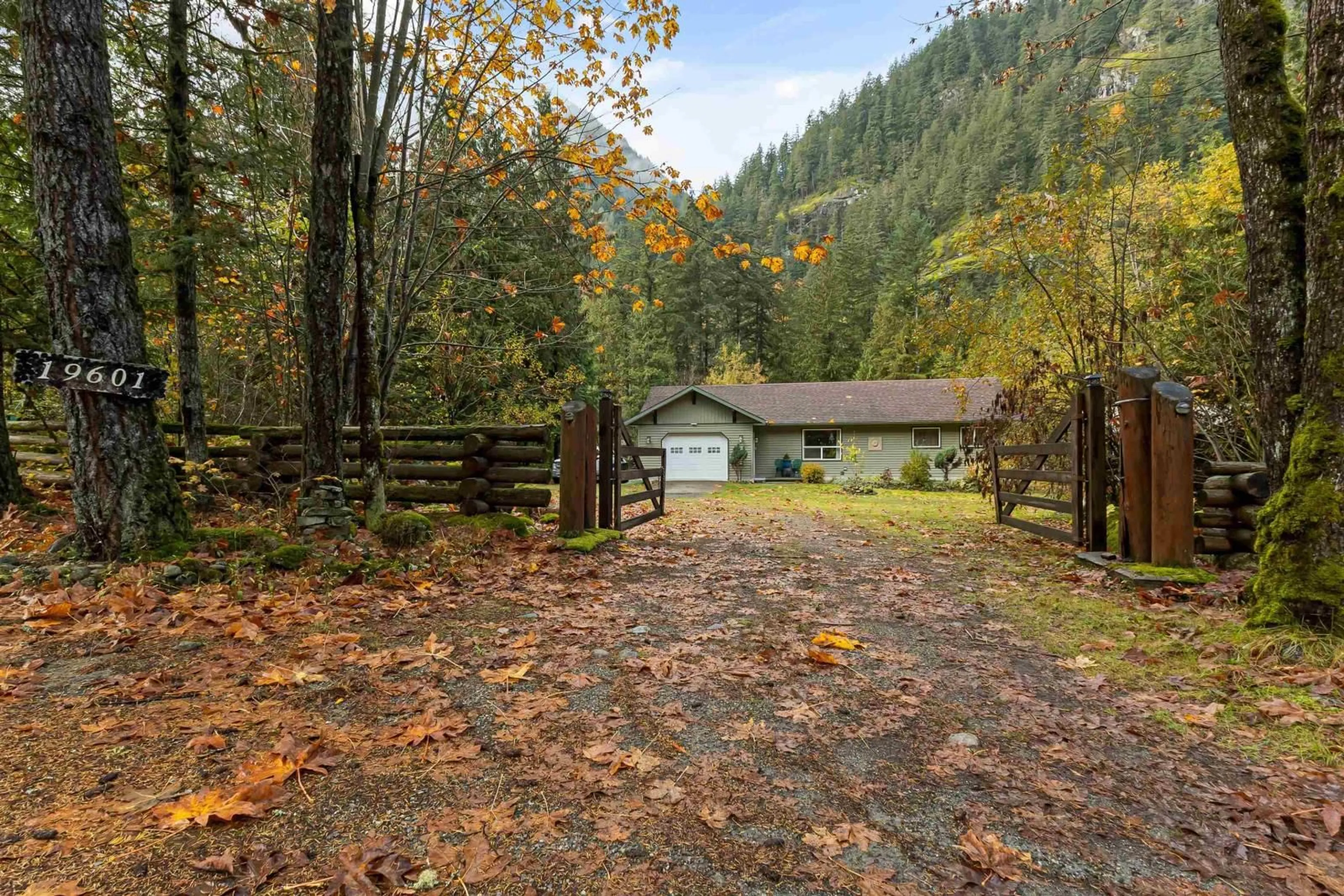 A pic from exterior of the house or condo, the fenced backyard for 19601 SILVER SKAGIT ROAD, Hope British Columbia V0X1L2