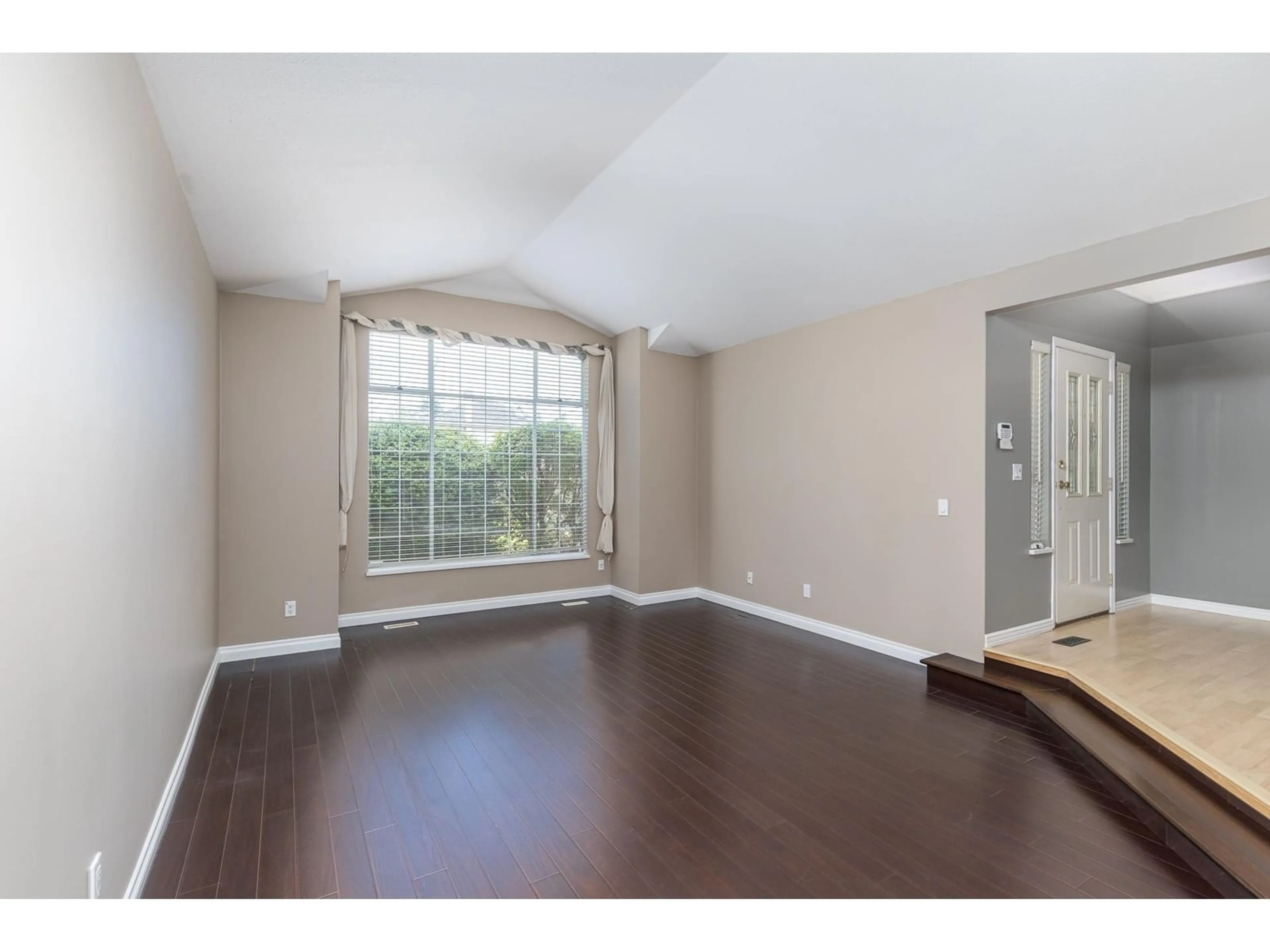 A pic of a room, wood floors for 15514 108 AVENUE, Surrey British Columbia V3R0M2