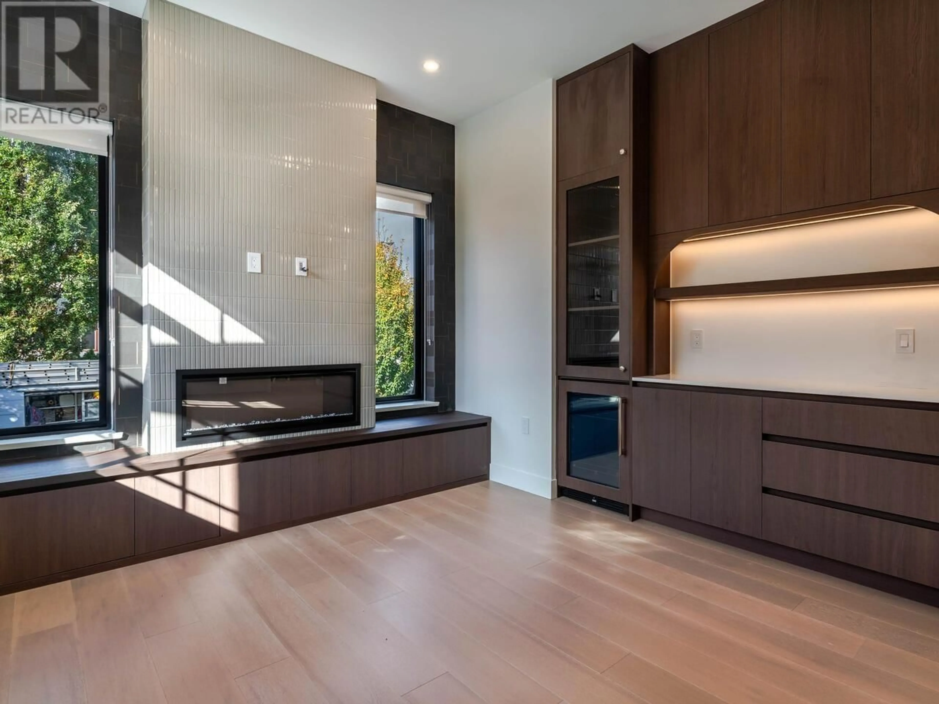 Contemporary kitchen, wood floors for 2905 ROSEMONT DRIVE, Vancouver British Columbia V5S2C7