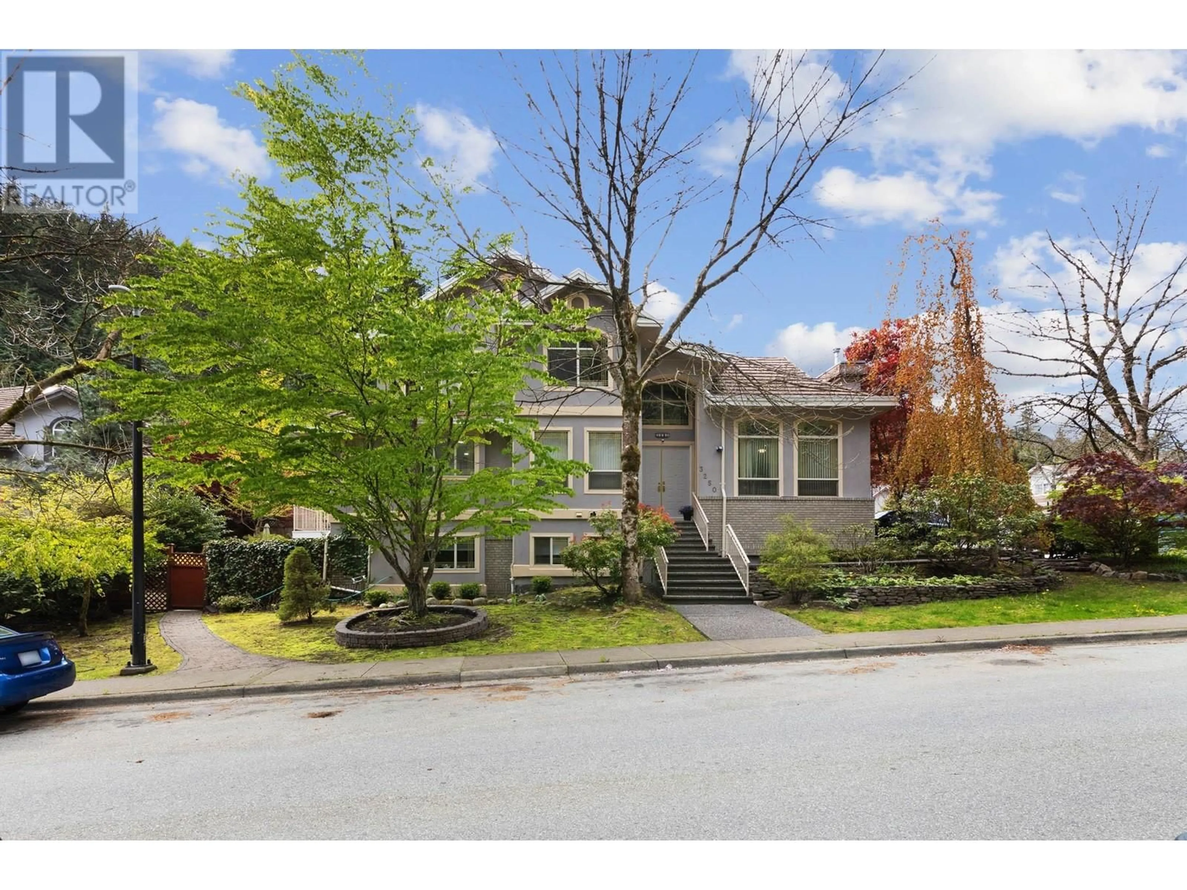 A pic from exterior of the house or condo, the street view for 3250 MUIRFIELD PLACE, Coquitlam British Columbia V3E3K4