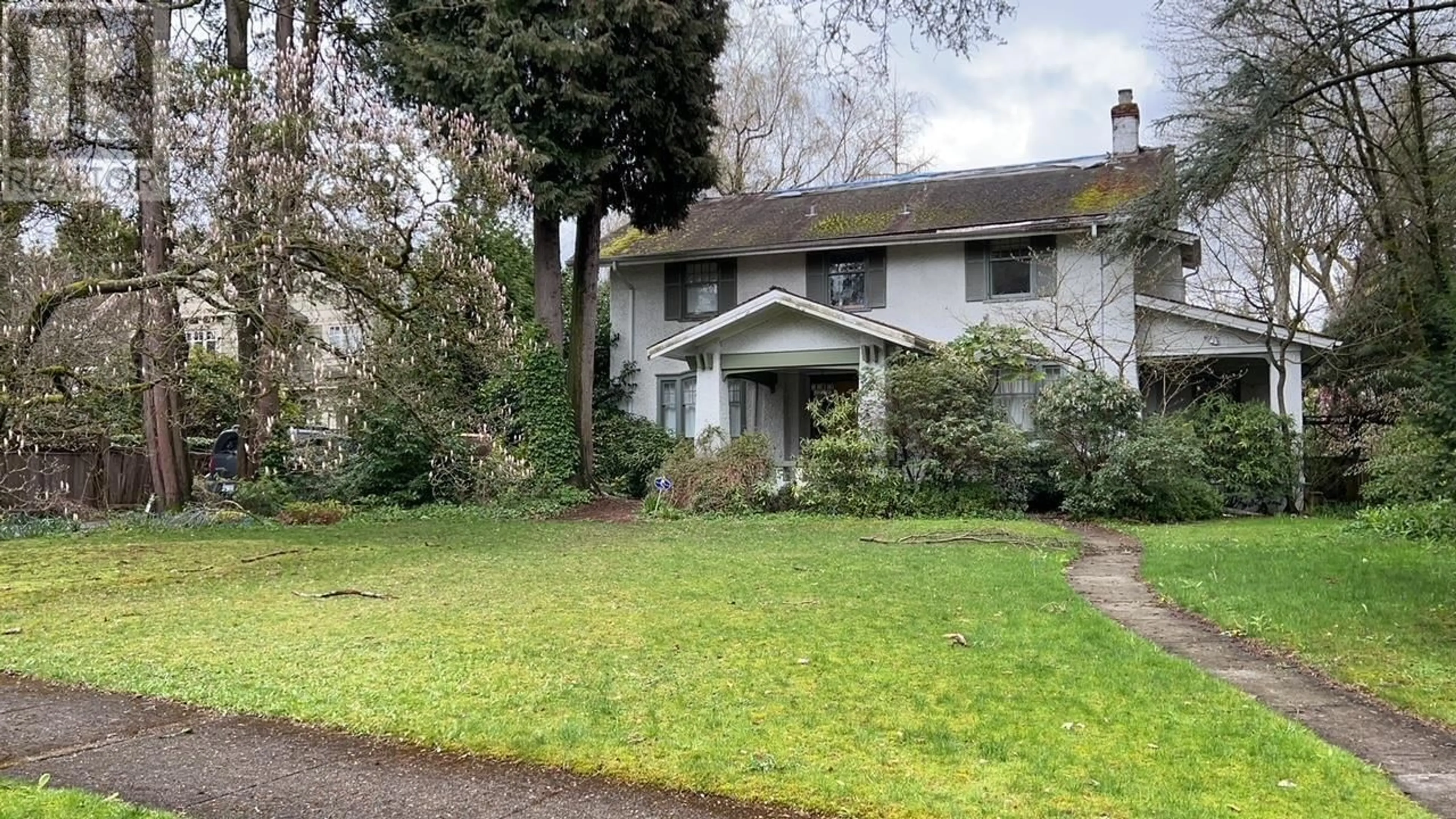 Frontside or backside of a home, cottage for 1384 W 32ND AVENUE, Vancouver British Columbia V6H2J3