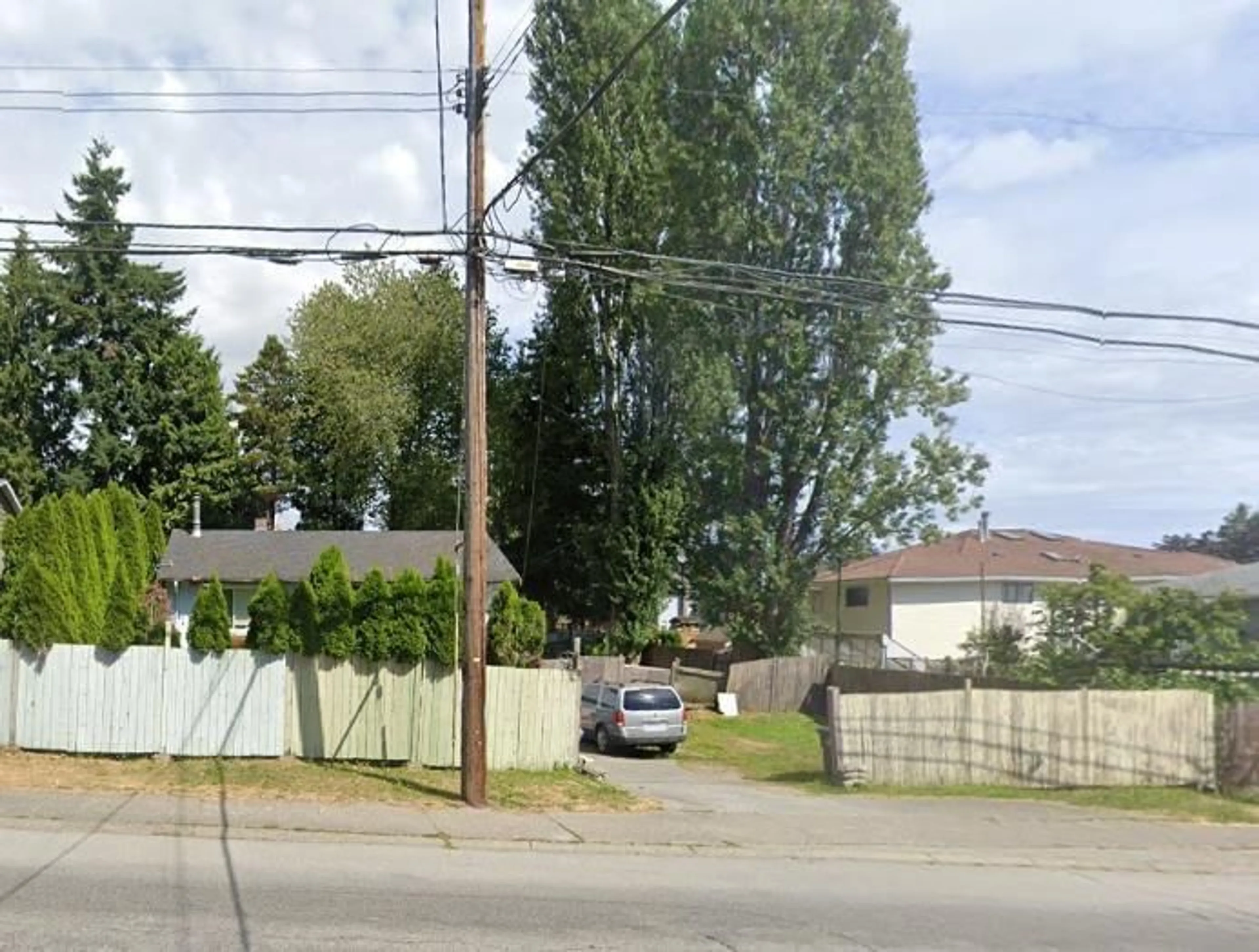 Frontside or backside of a home, the street view for 9852 132 STREET, Surrey British Columbia V3T3S6