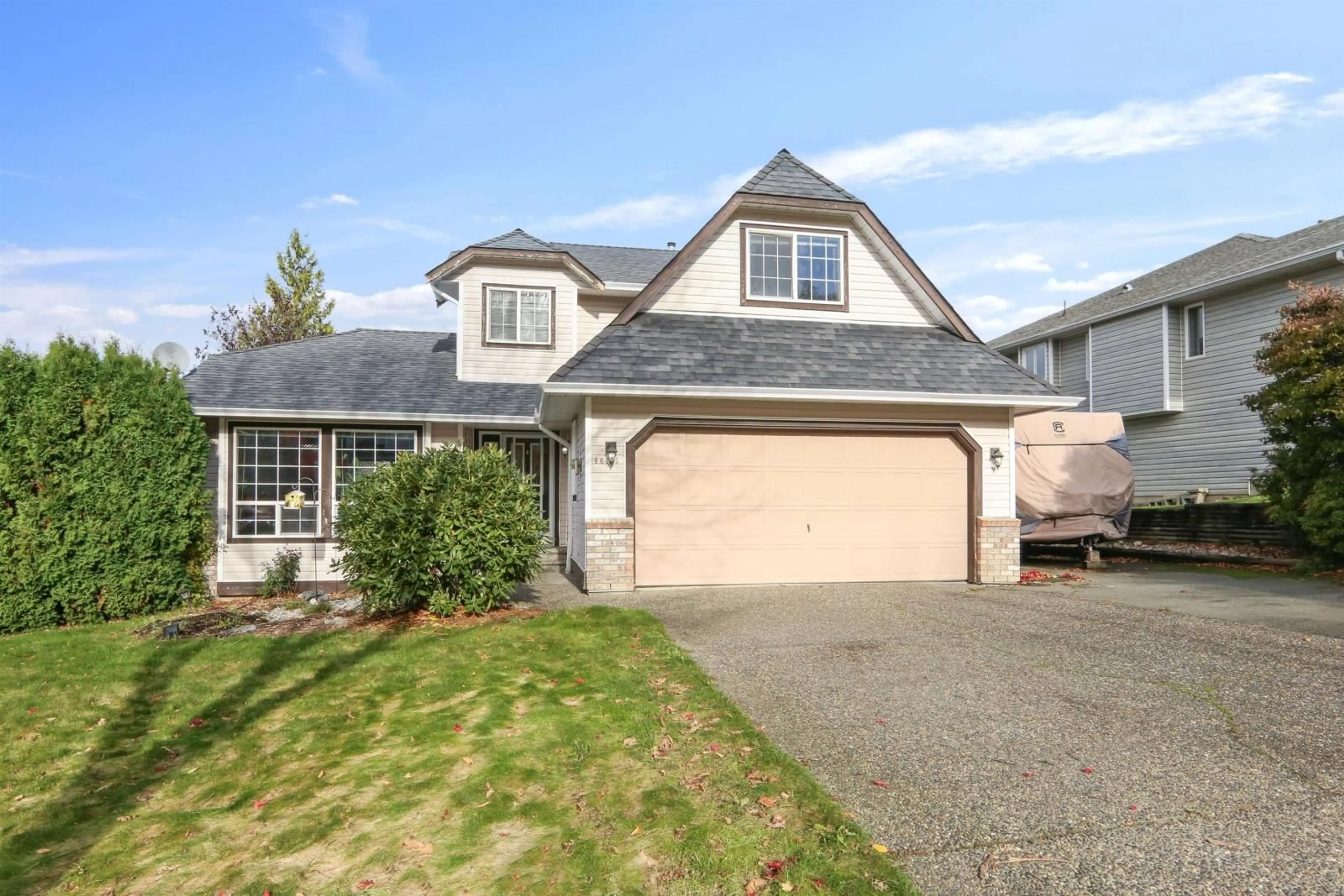 Frontside or backside of a home, the street view for 46685 SYLVAN DRIVE, Chilliwack British Columbia V2R3W4