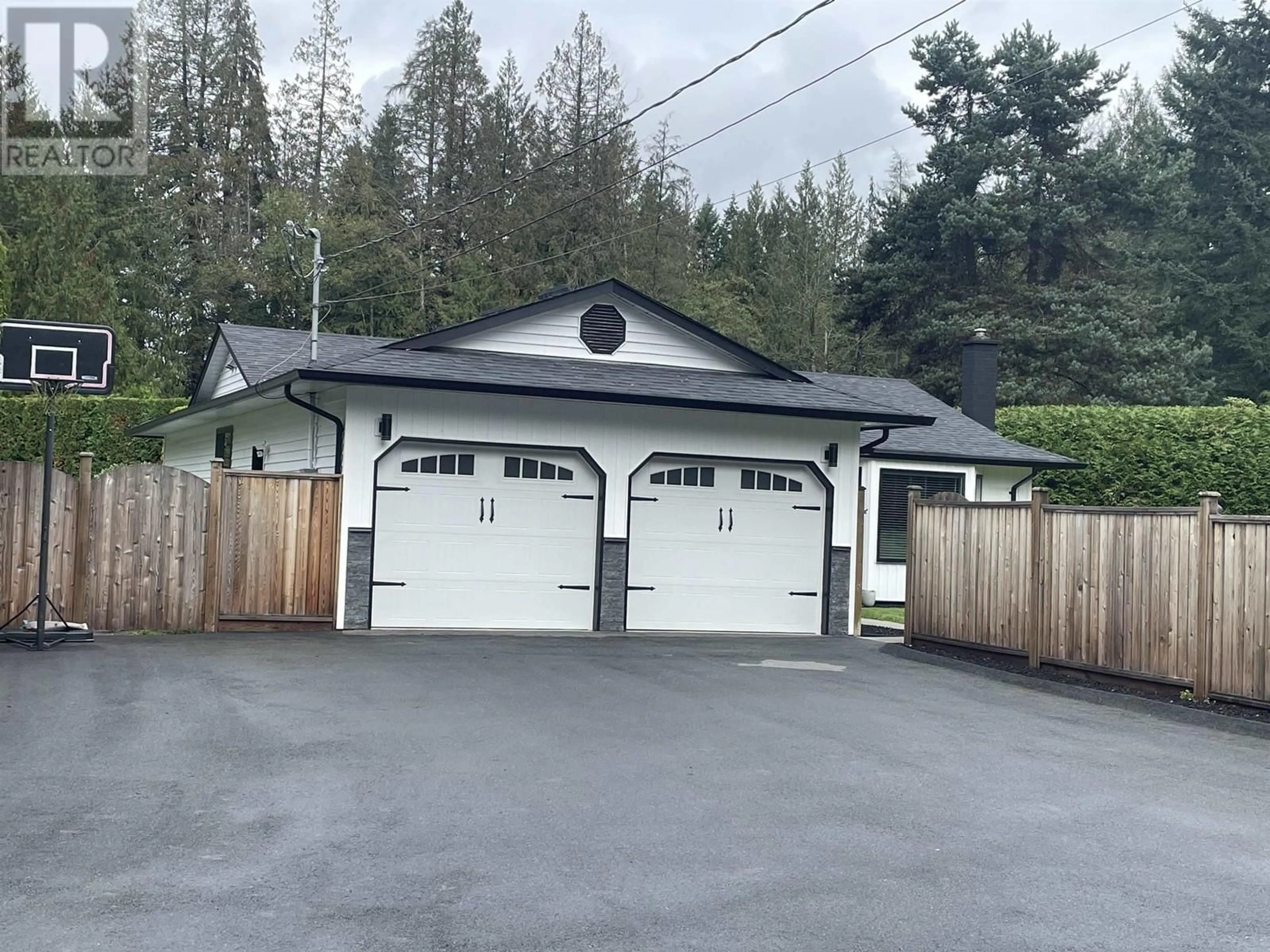 Indoor garage, wood floors for 27171 112TH AVENUE, Maple Ridge British Columbia V2W1Y7