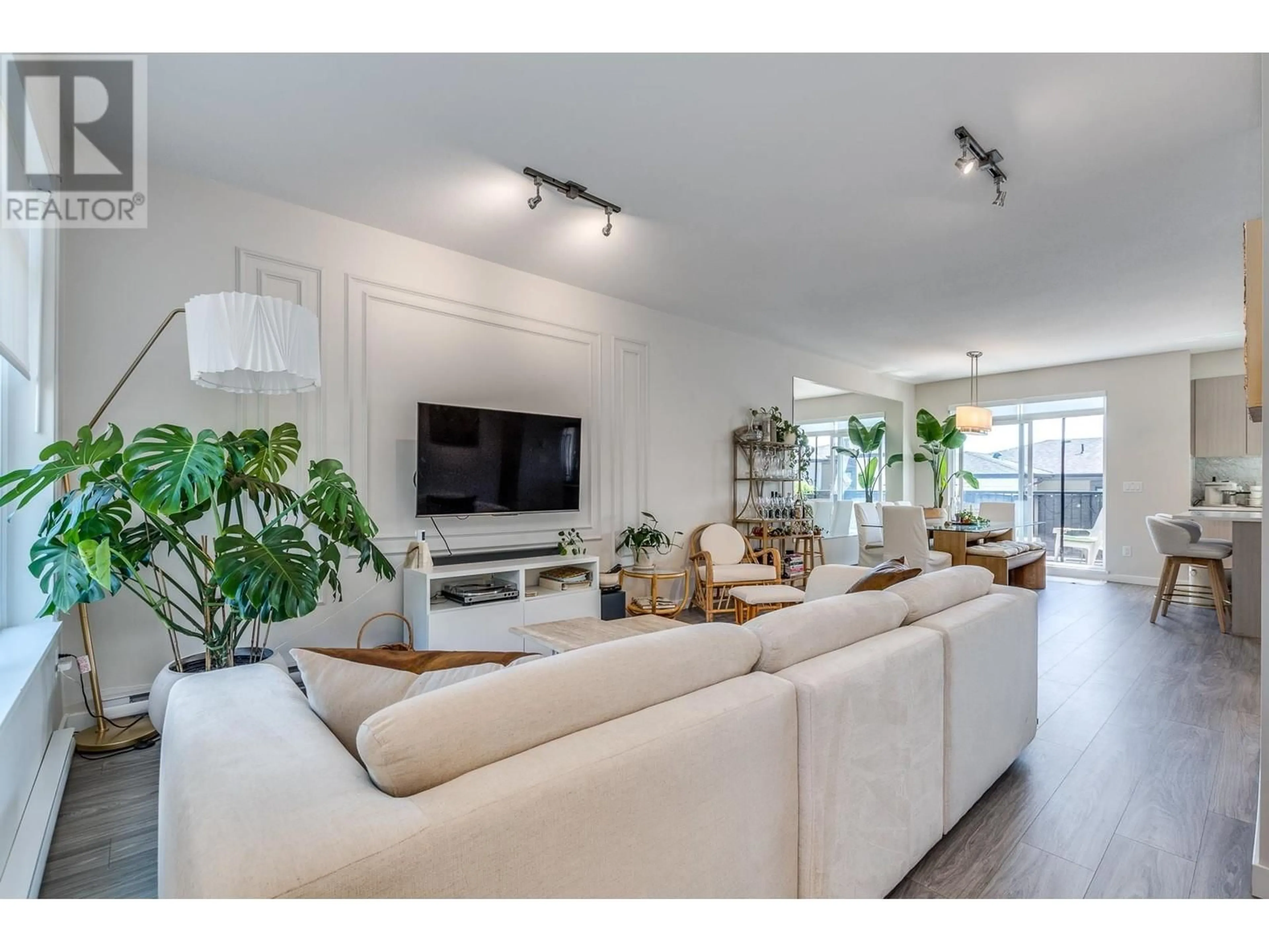 Living room, wood floors for 106 1360 MITCHELL STREET, Coquitlam British Columbia V3E0T7