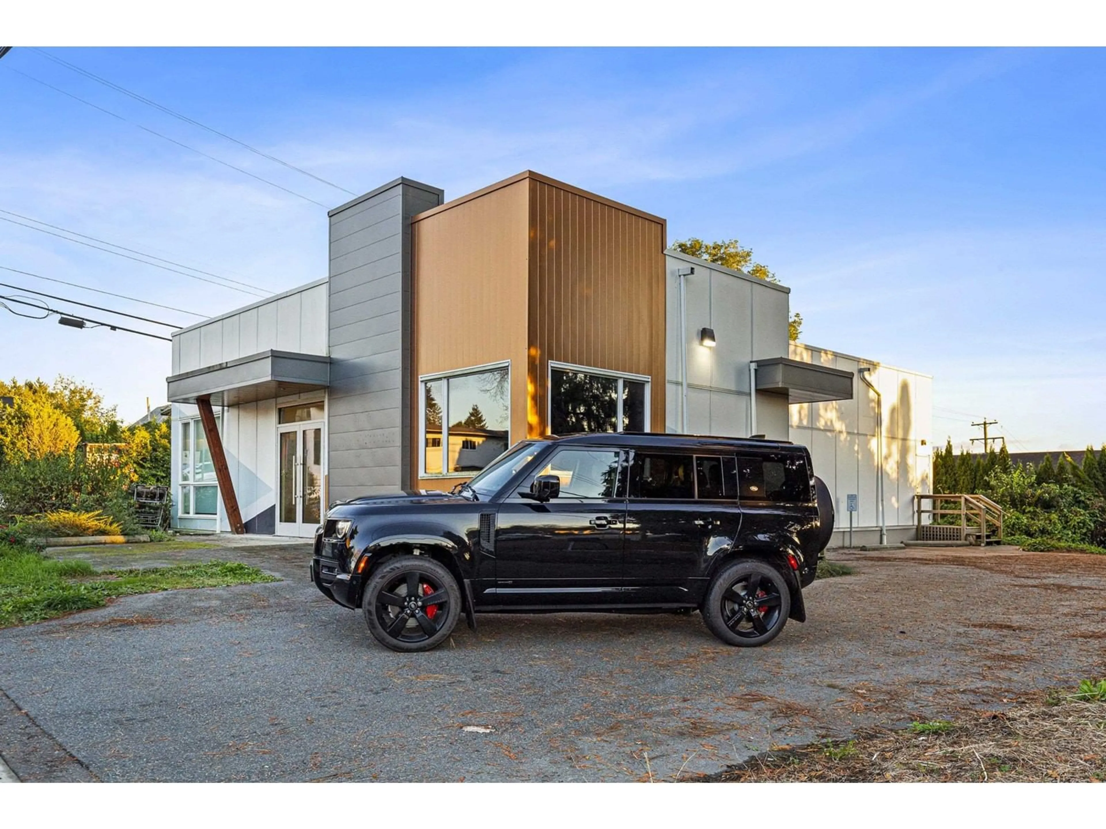 Indoor garage for 7291 WREN STREET, Mission British Columbia V2V3B3