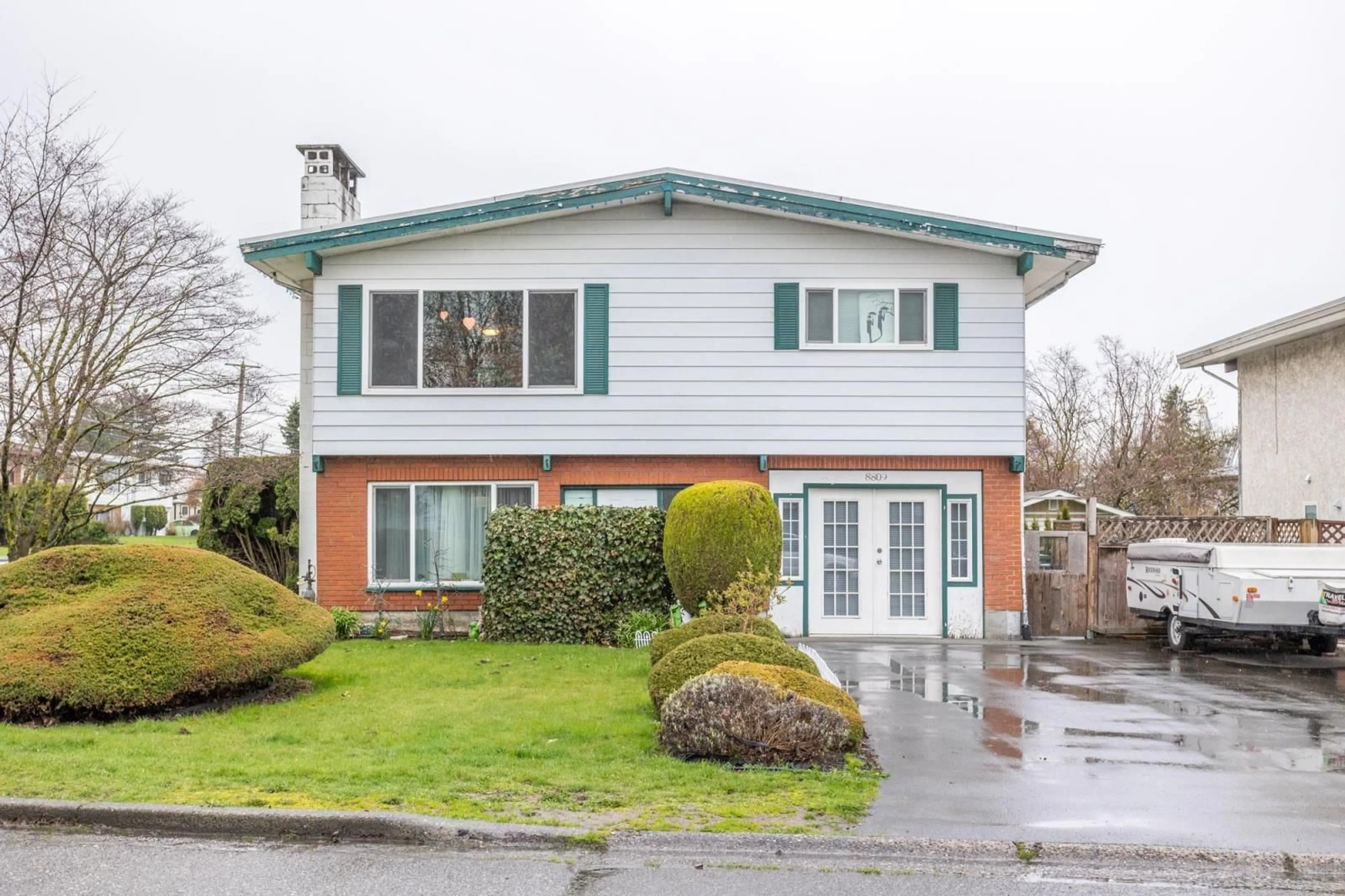 Home with vinyl exterior material, street for 8809 WALTERS STREET, Chilliwack British Columbia V2P6R3