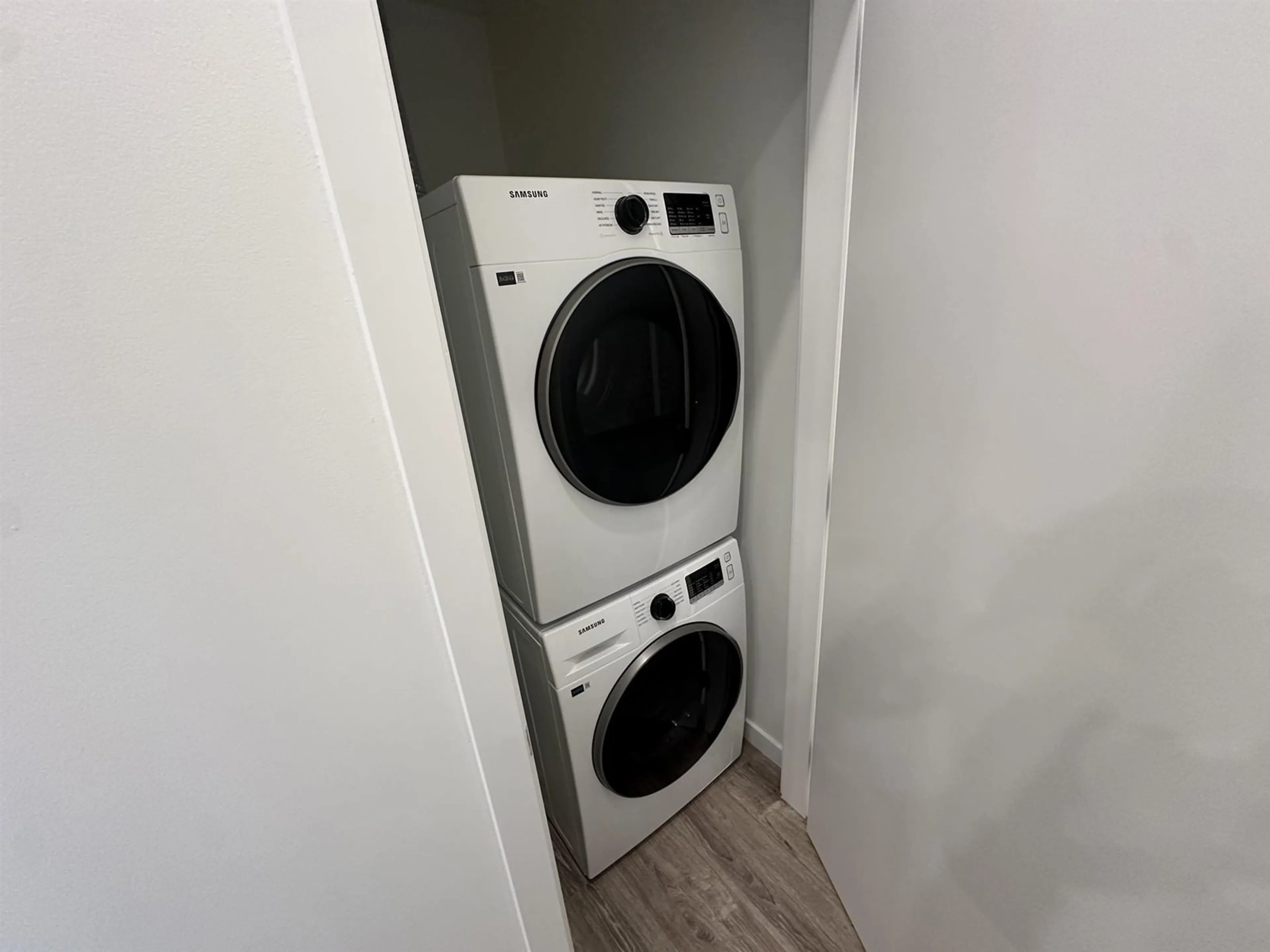 Washer and dryer for E101 10829 140 STREET, Surrey British Columbia V3R0H4