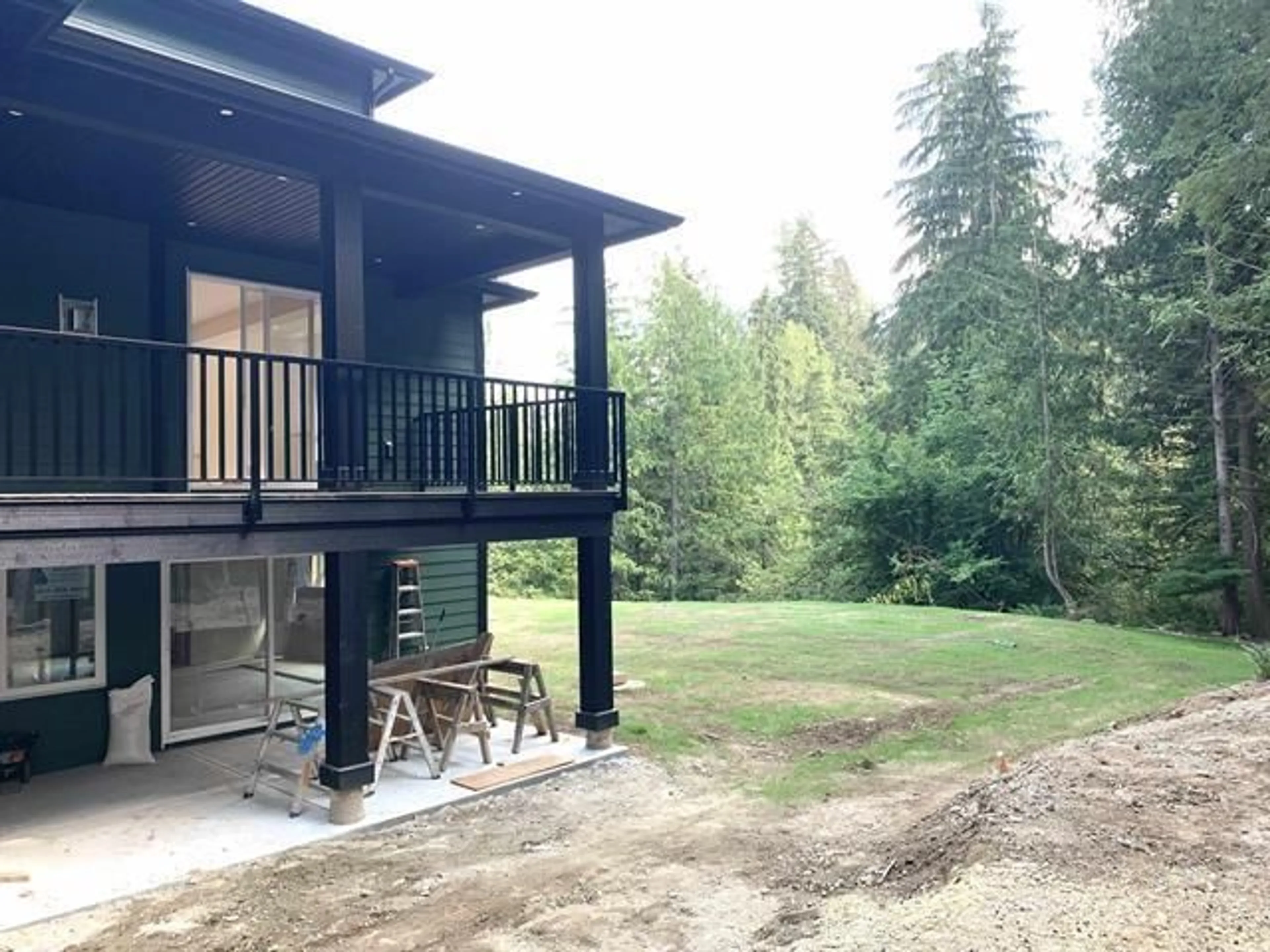 Frontside or backside of a home, cottage for 34288 FERNDALE AVENUE, Mission British Columbia V2V6B2