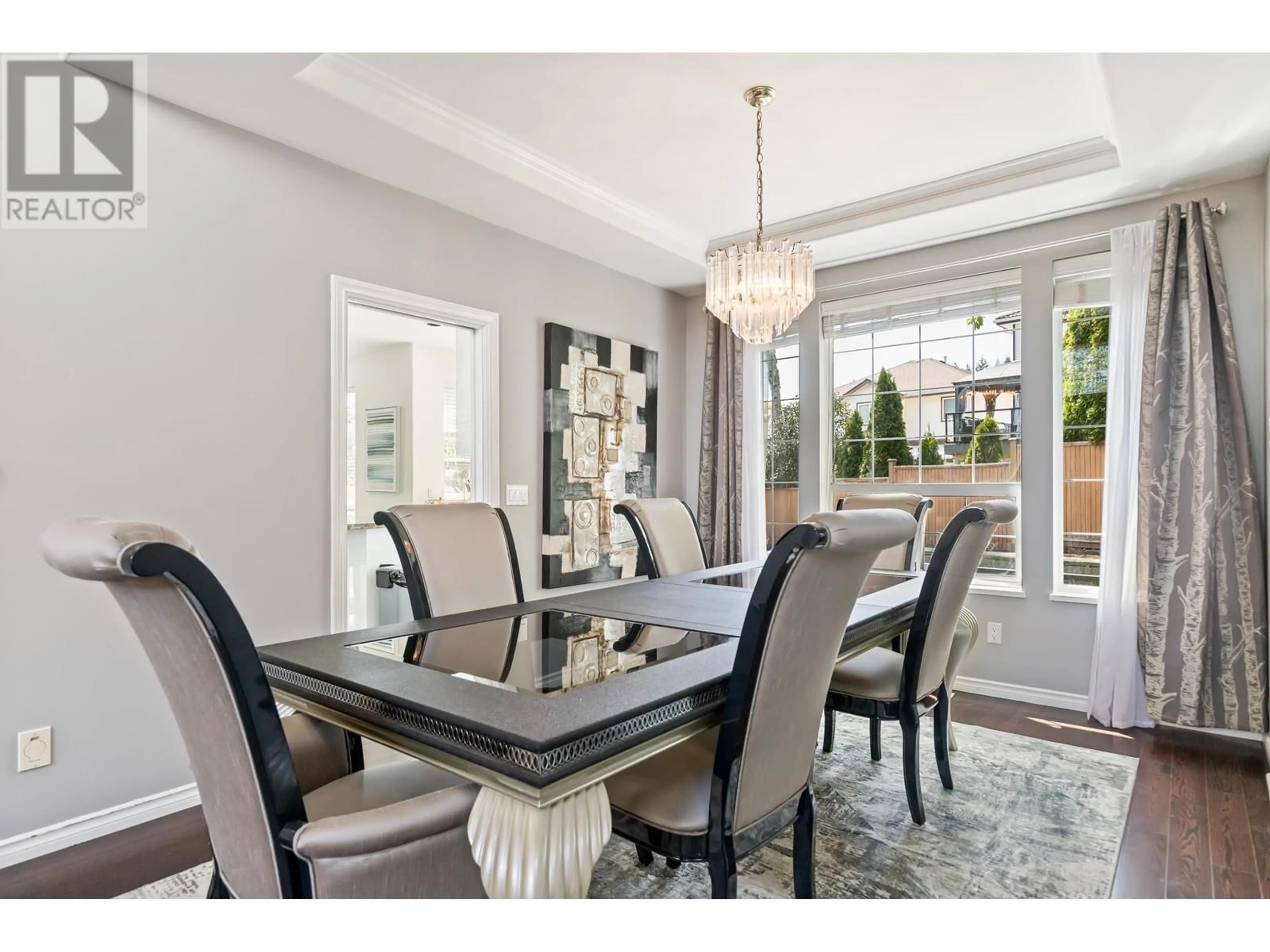 Dining room, wood floors for 1560 PINETREE WAY, Coquitlam British Columbia V3E2Z6