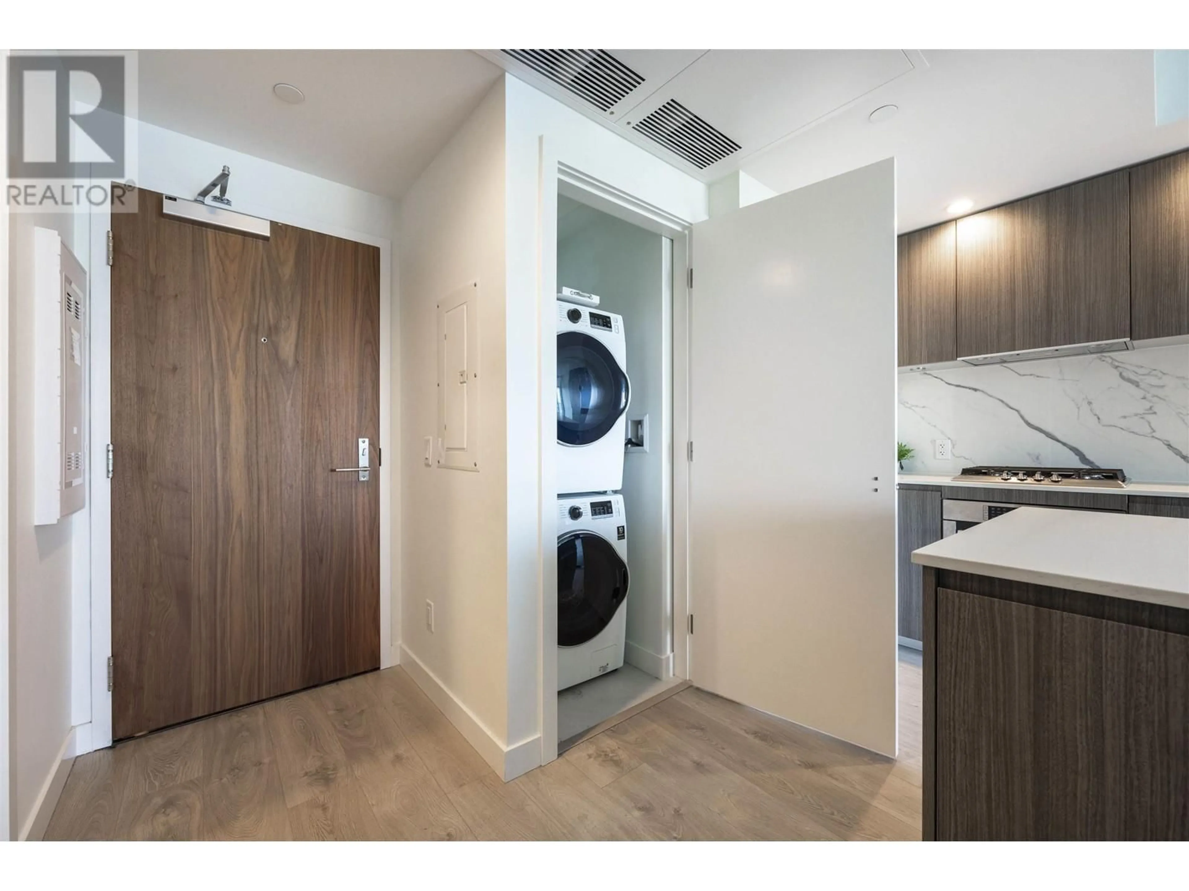 Laundry room for 1303 6463 SILVER AVENUE, Burnaby British Columbia V5H0K4