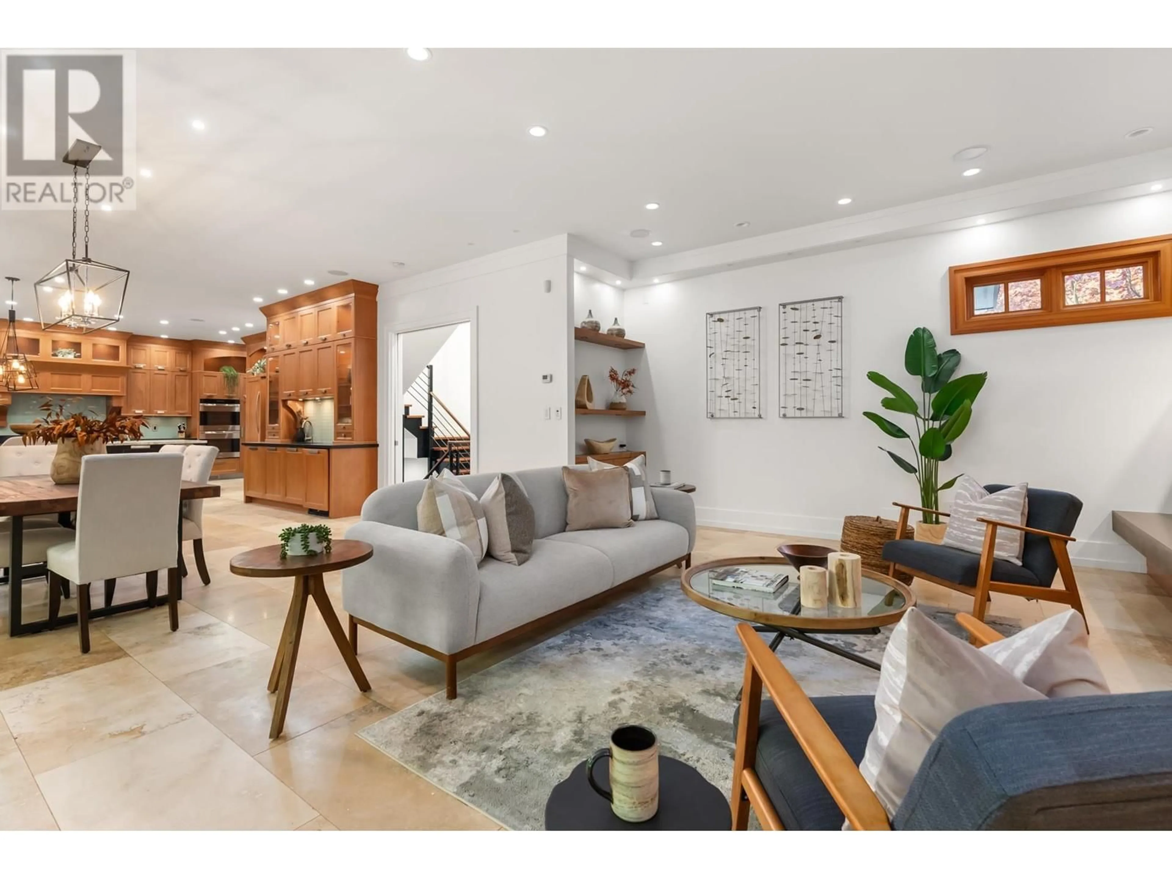 Living room, wood floors for 2579 HYANNIS POINT, North Vancouver British Columbia V7H1R9