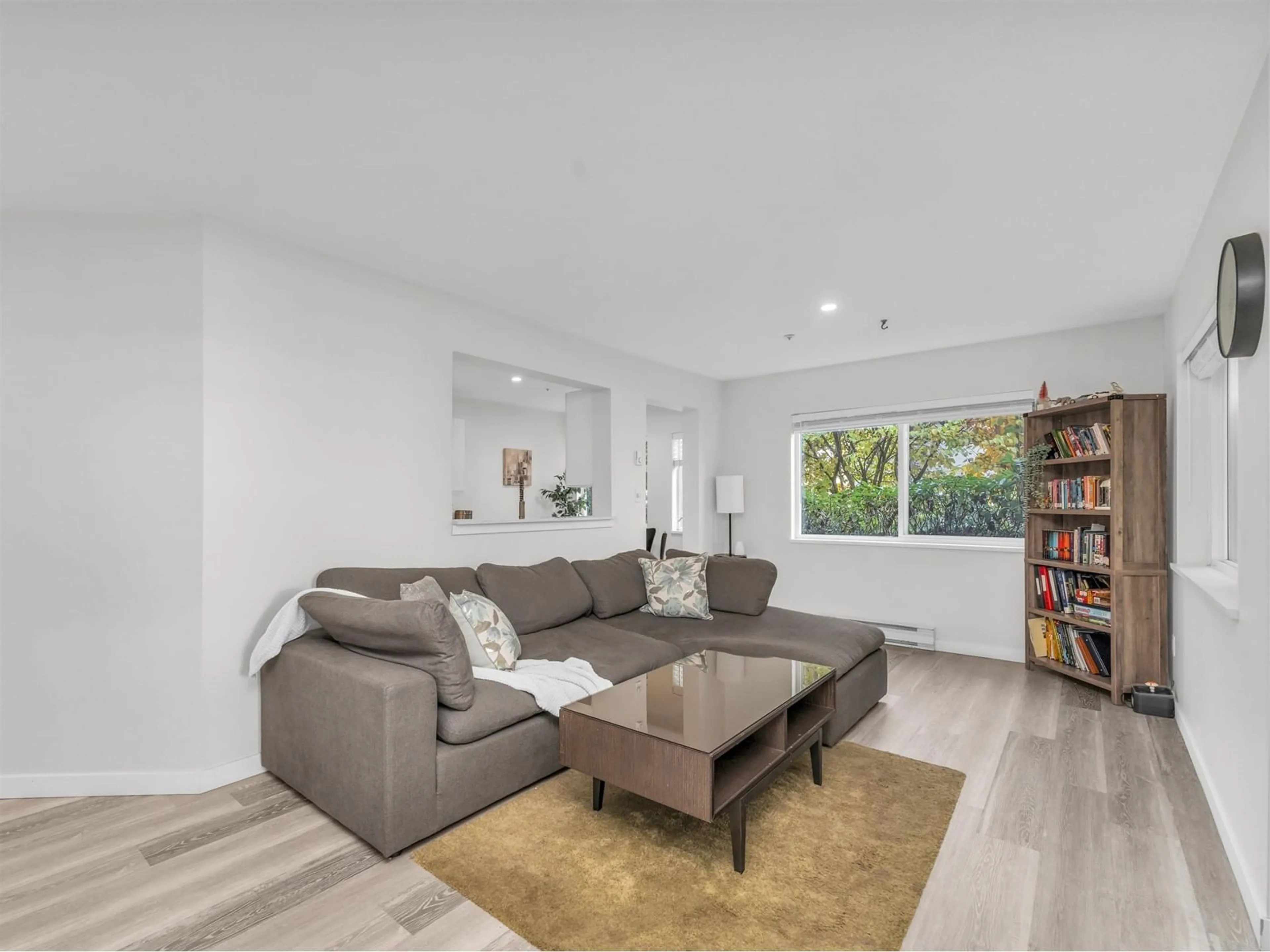 Living room, wood floors for 101 15140 29A AVENUE, Surrey British Columbia V4P3B1