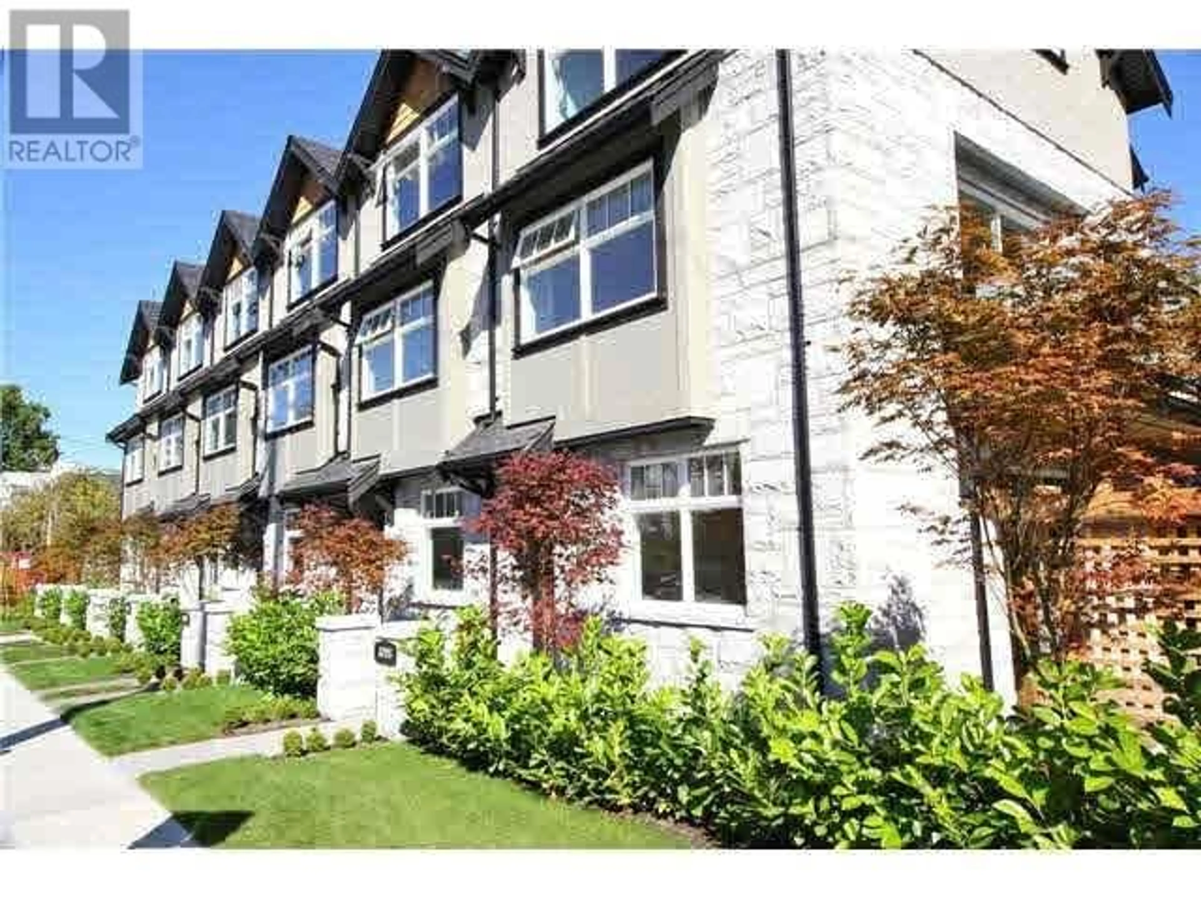 A pic from exterior of the house or condo for 3088 LAUREL STREET, Vancouver British Columbia V5Z3T5