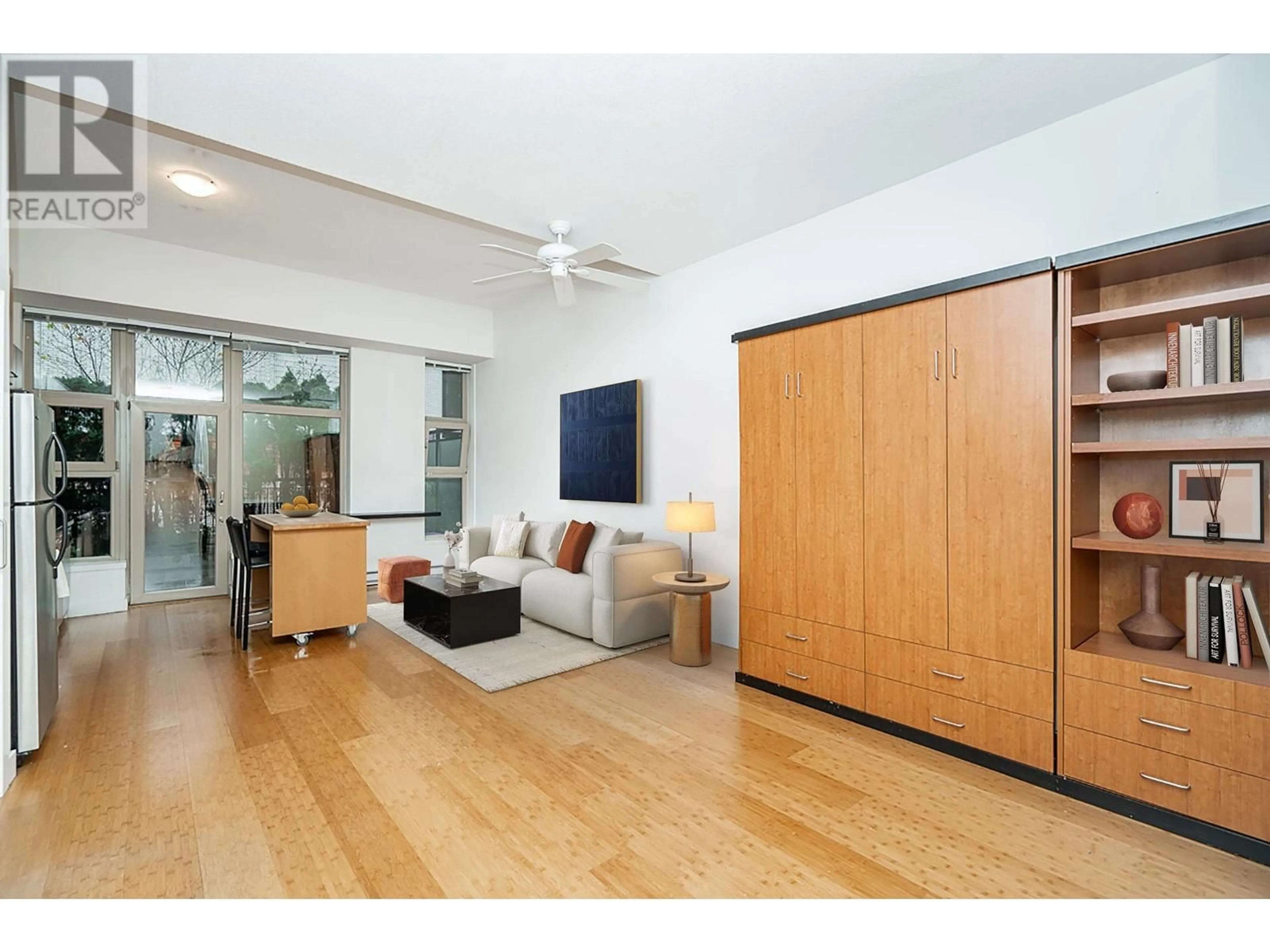 Other indoor space, wood floors for 105 205 E 10TH AVENUE, Vancouver British Columbia V5T4V6