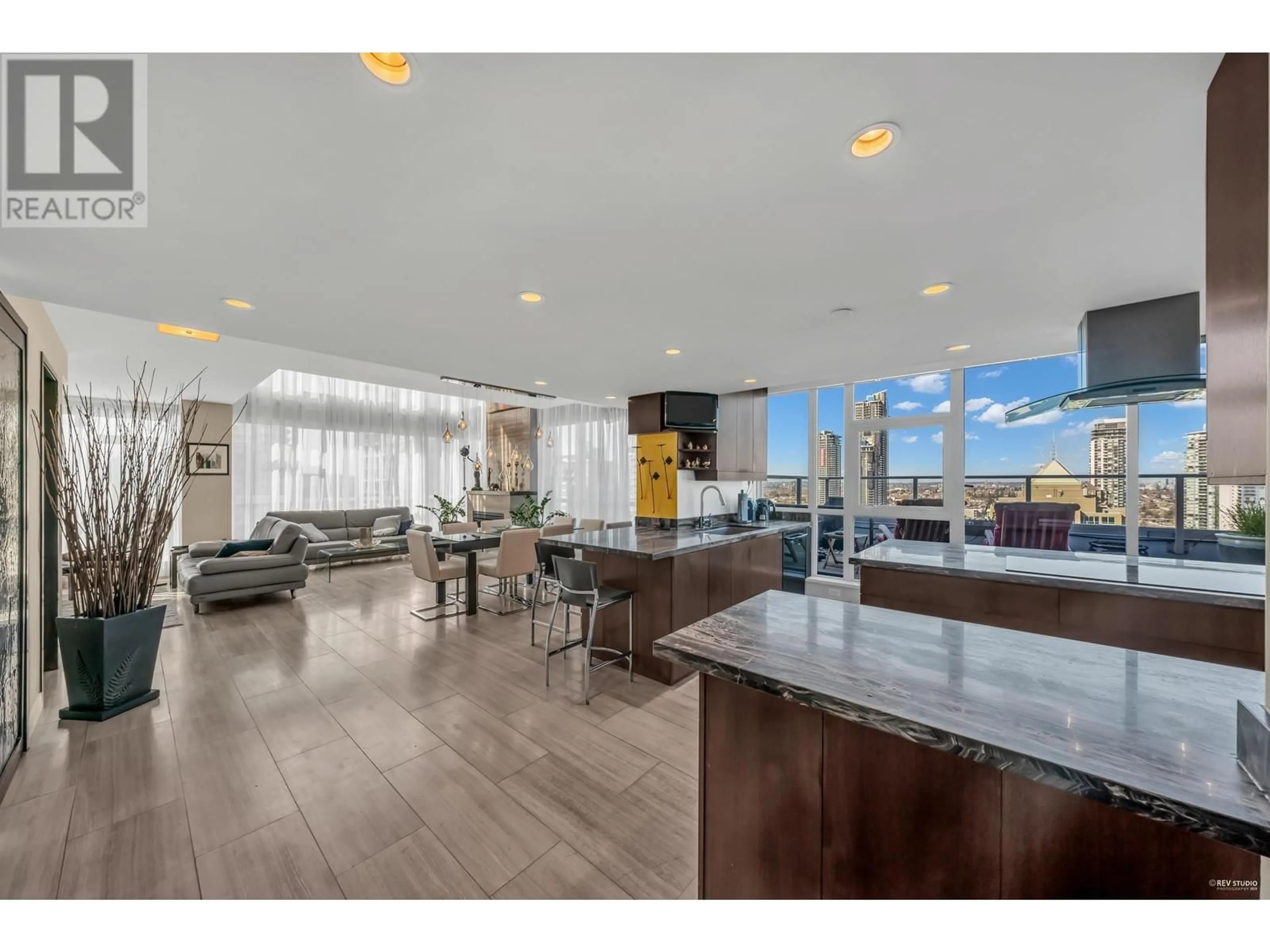 Lobby for 2803 - 4400 BUCHANAN STREET, Burnaby British Columbia V5C0E3
