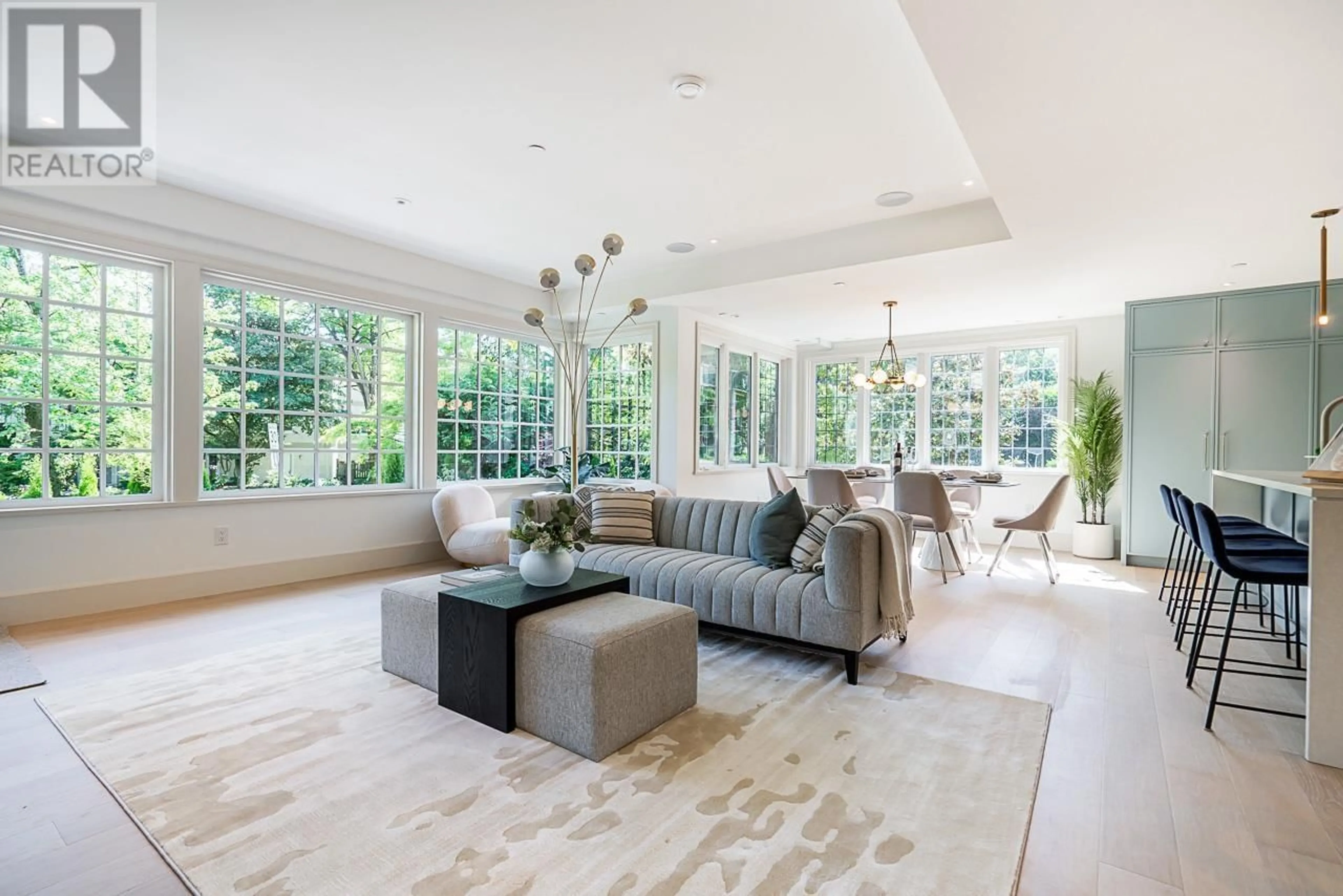 Living room, wood floors for 1 2403 W 37TH AVENUE, Vancouver British Columbia V6M1P4