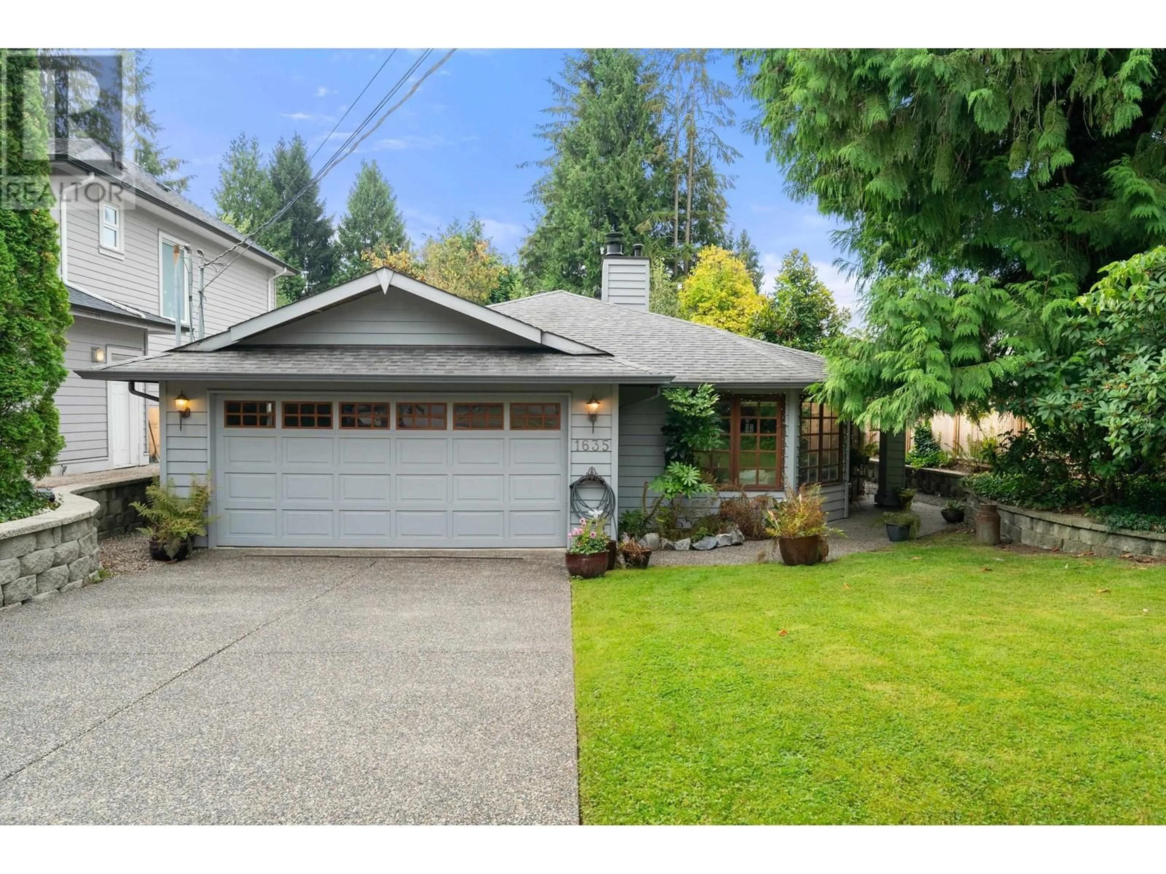 Frontside or backside of a home, cottage for 1635 DRAYCOTT ROAD, North Vancouver British Columbia V7J1W3