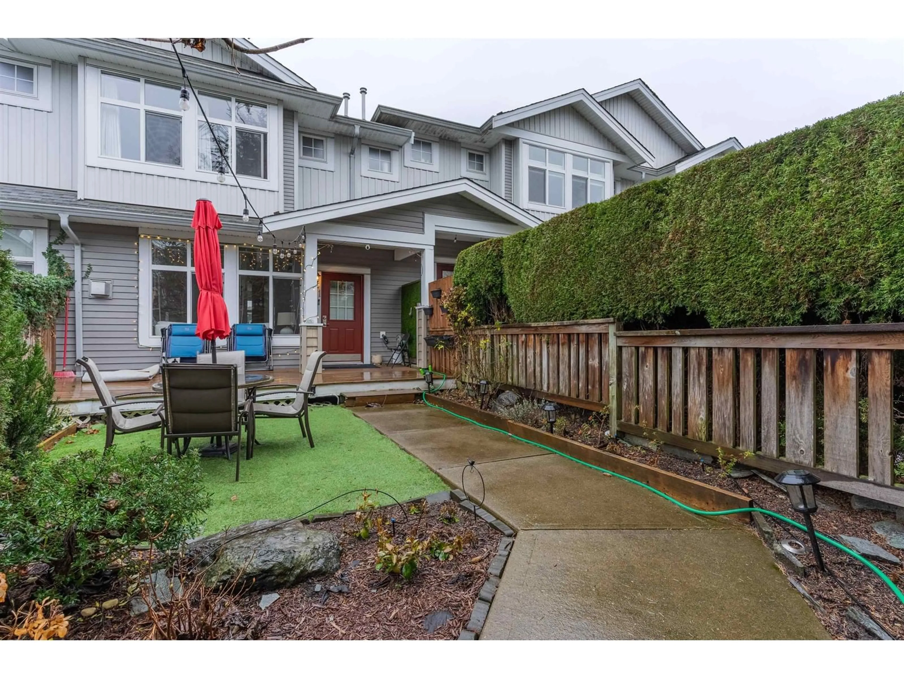 Patio, street for 21 20449 66 AVENUE, Langley British Columbia V2Y3C1