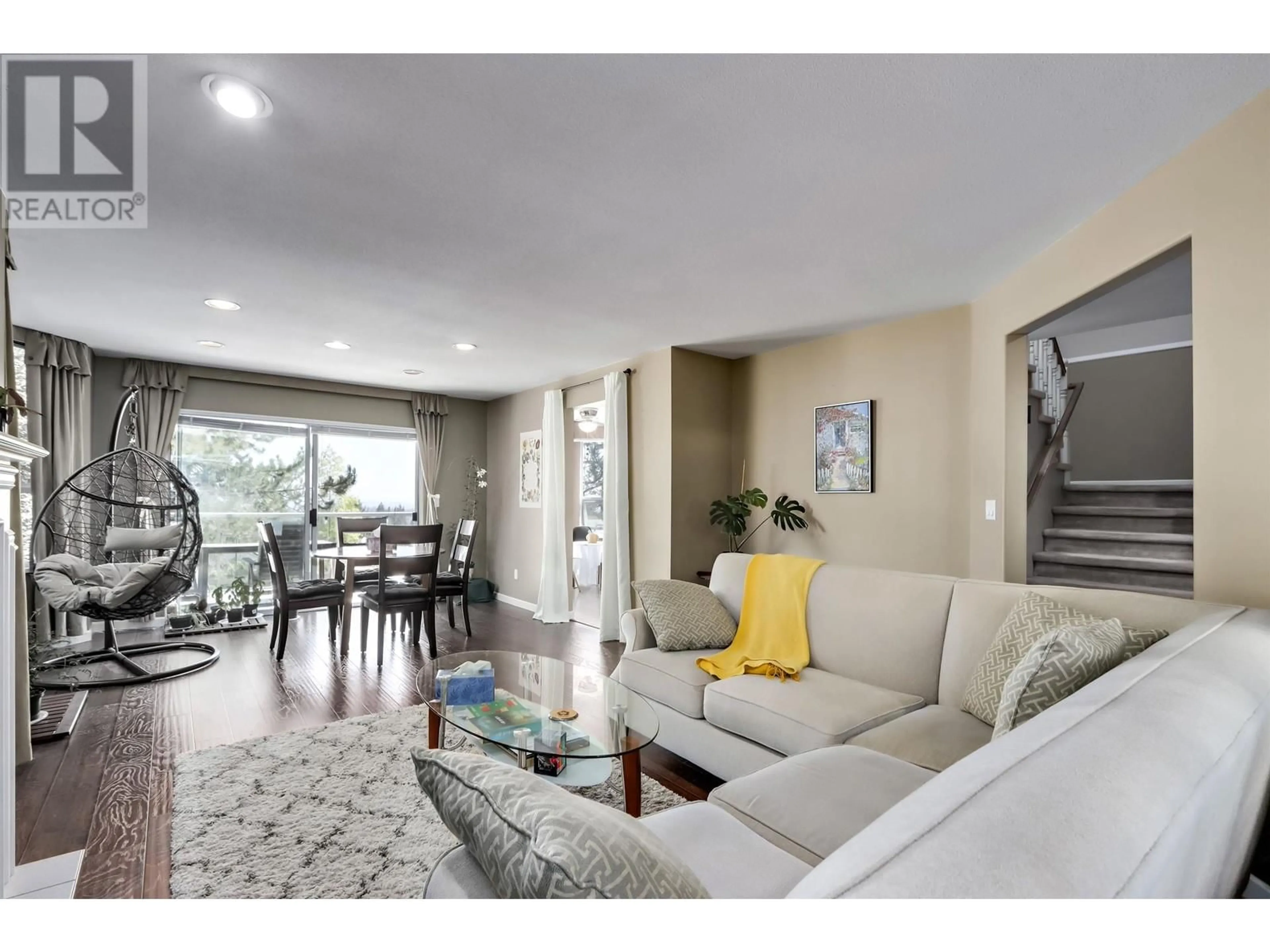 Living room, wood floors for 64 2990 PANORAMA DRIVE, Coquitlam British Columbia V3E2W5