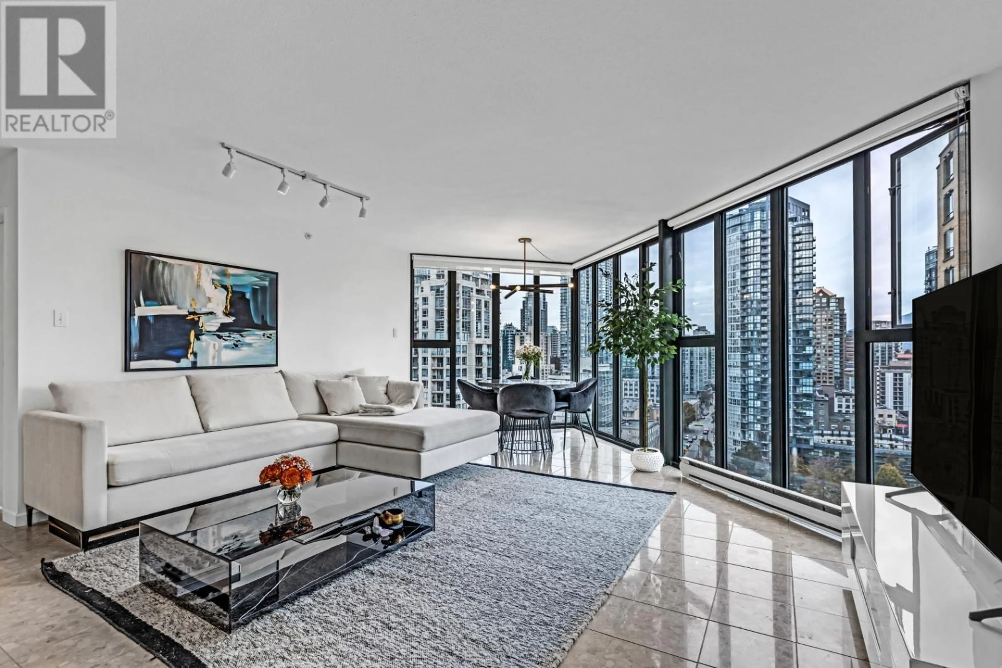 Living room, carpet floors for 1804 1155 HOMER STREET, Vancouver British Columbia V6B5T5