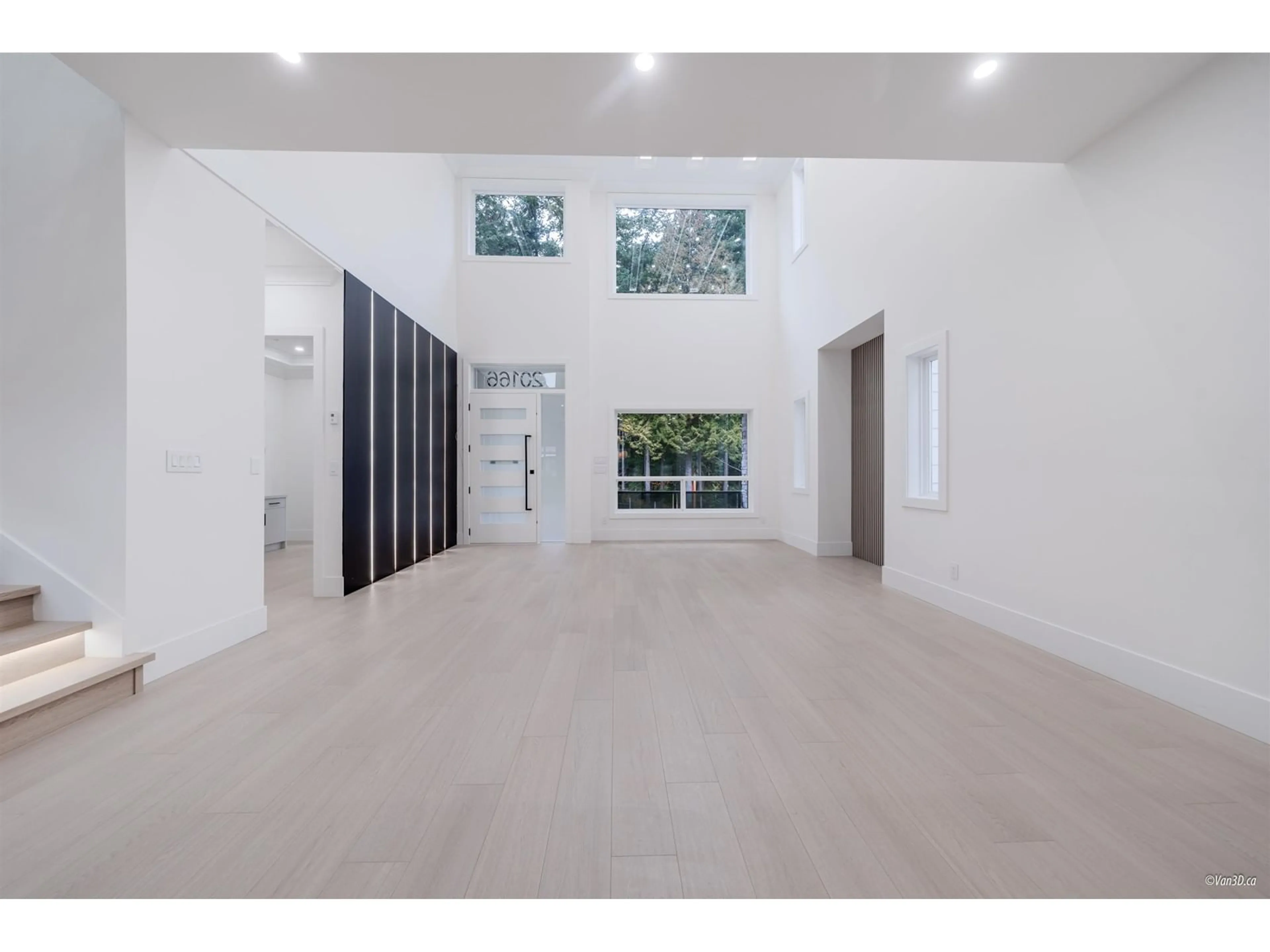 Indoor foyer, cement floor for 20166 27A AVENUE, Langley British Columbia V2Z0B6