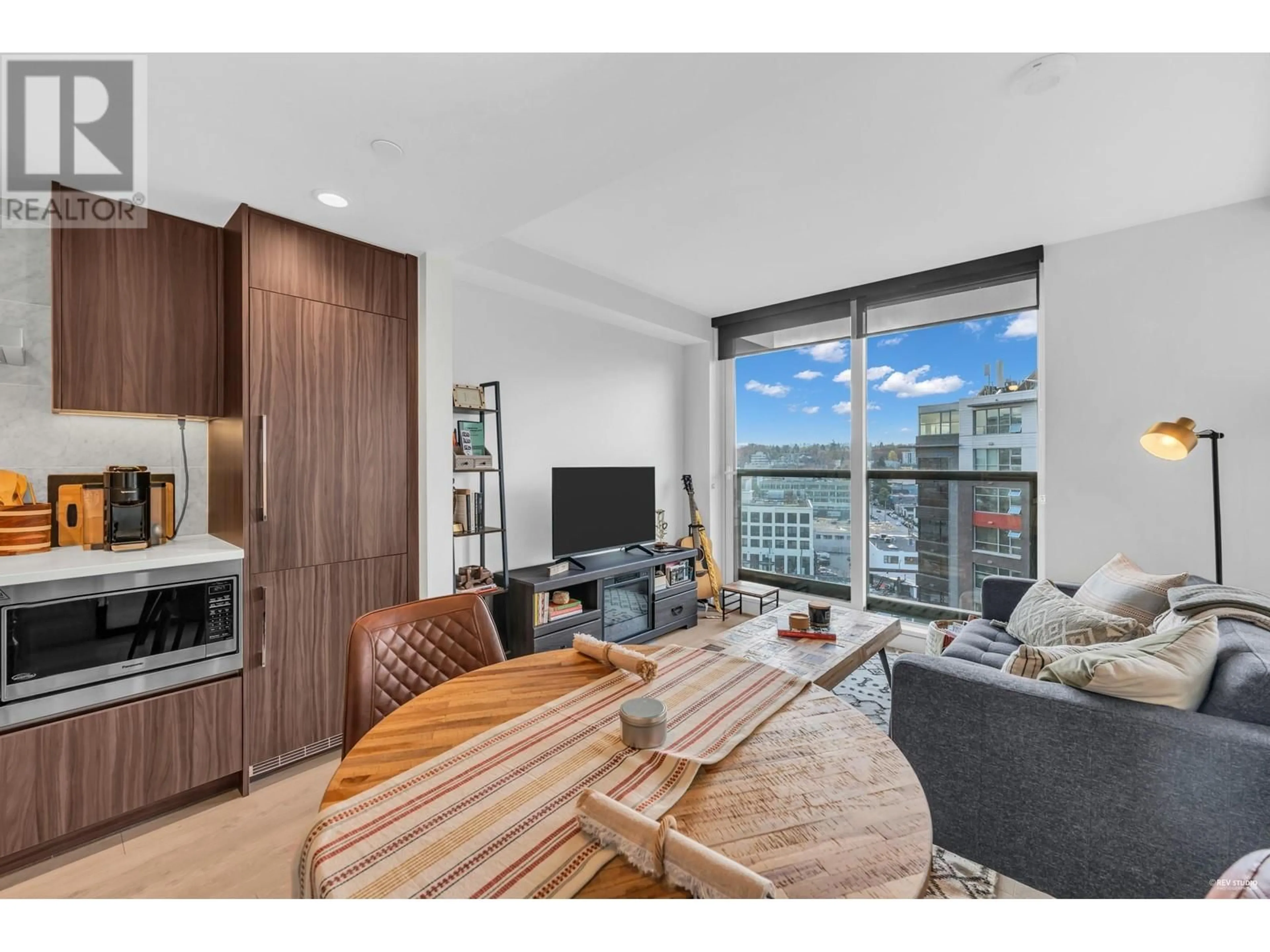 Living room, wood floors for 1219 1768 COOK STREET, Vancouver British Columbia V5Y0N3