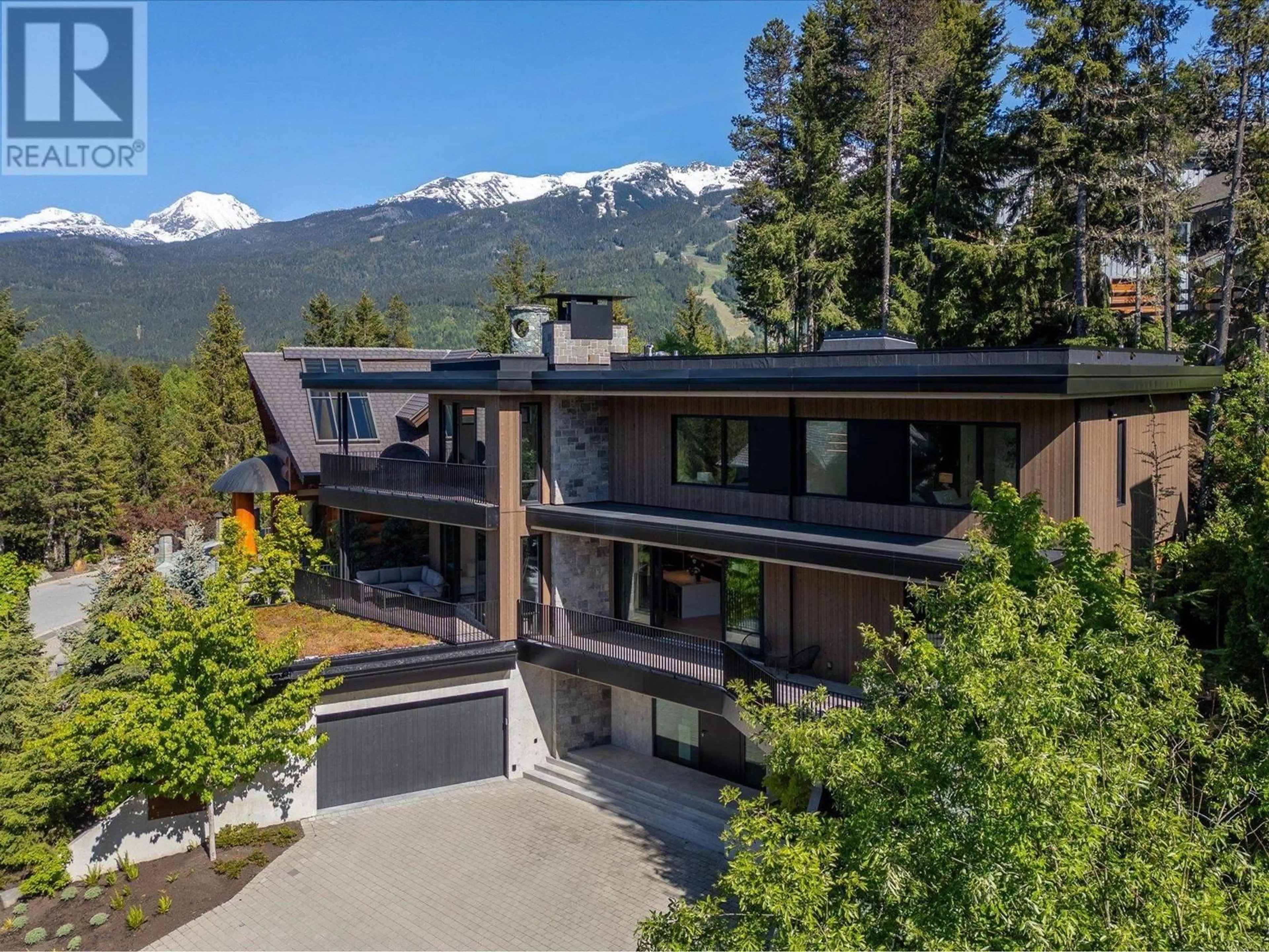 Frontside or backside of a home, the view of mountain for 3565 FALCON CRESCENT, Whistler British Columbia V8E0B9